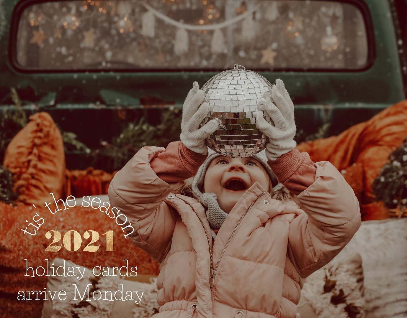 New 2021 Holiday cards are almost here! #2021holidays #2021holidaytrends #holidaycardseason #alukepaperie