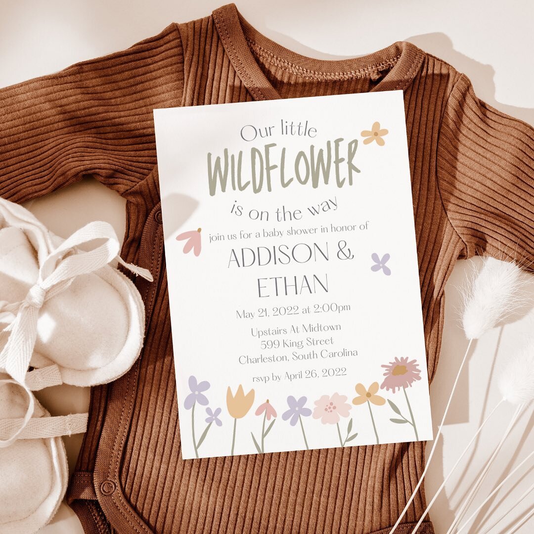 In a field of roses, be a wildflower.
#babyshowerinvitation #alukepaperie #babygirl #wildflower #babyshower