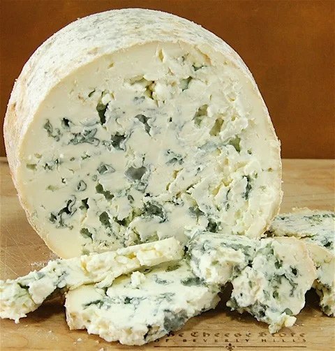 Fourme d'Ambert cheese
