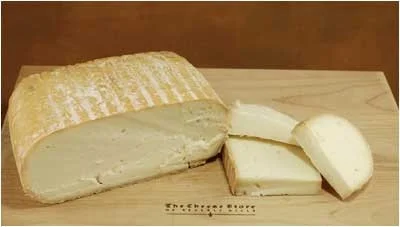 photo of cheese patacabra