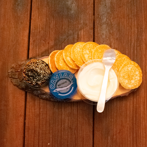 Crackers cheese and truffle