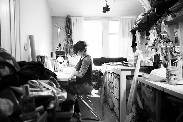 Studio life 🖤 #studiolife #sewingstudio #sewing #fashion #fashiondesigner #fashionstudio 📷 by @jade.patrick