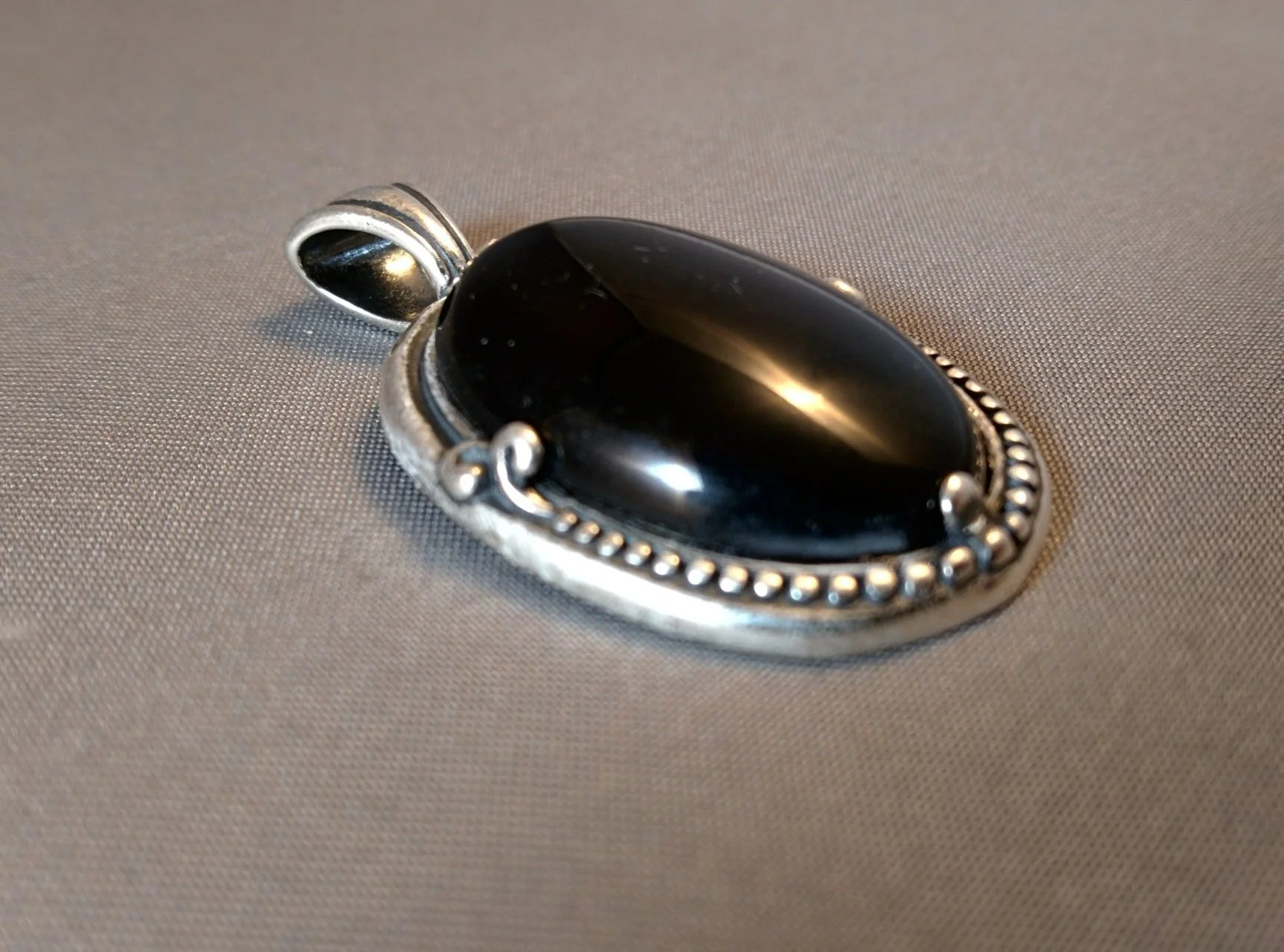 Onyx &amp; Sterling Silver pendant