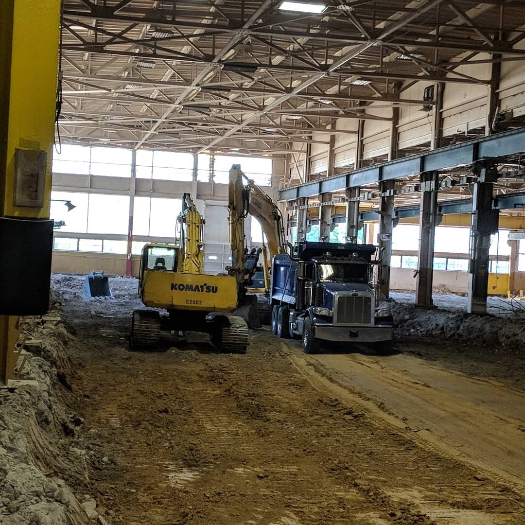 PErryman job with dump and excavator.jpg