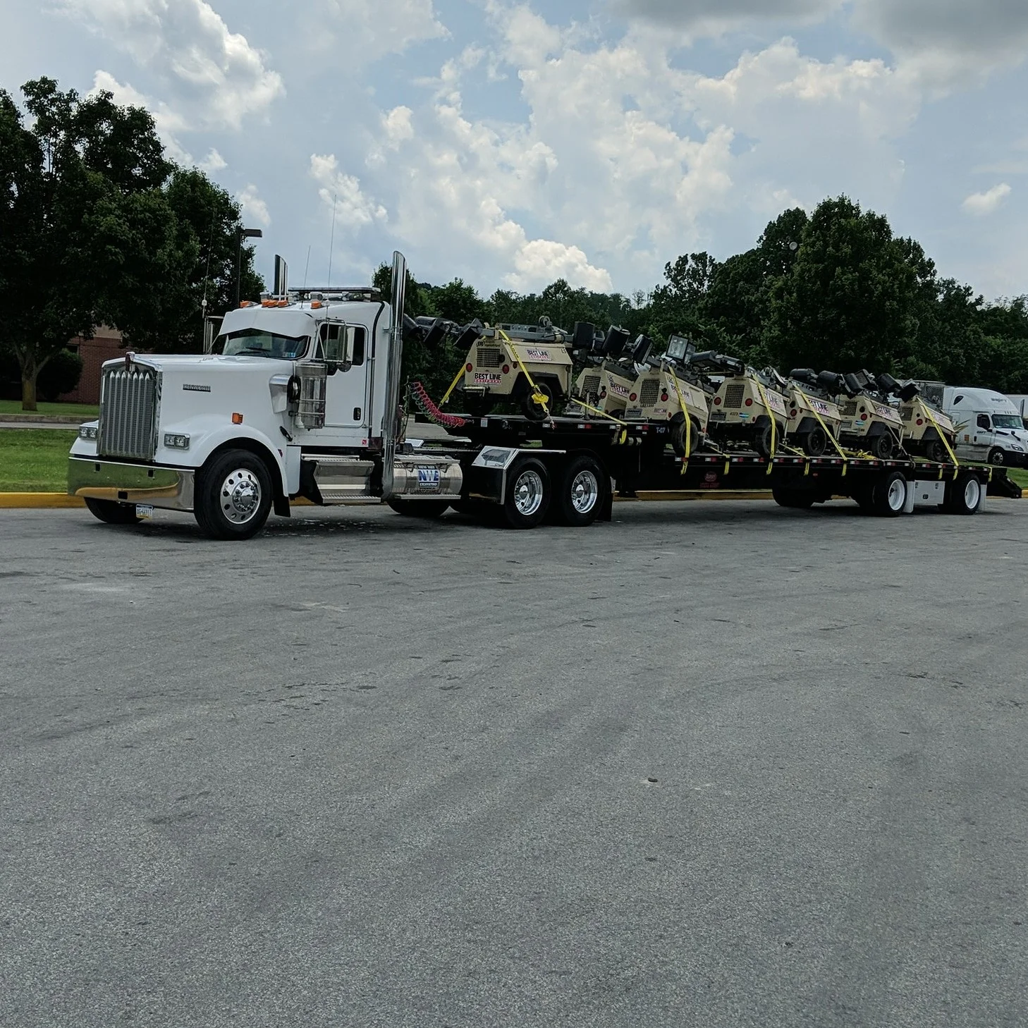 Kenworth with light plants.jpg