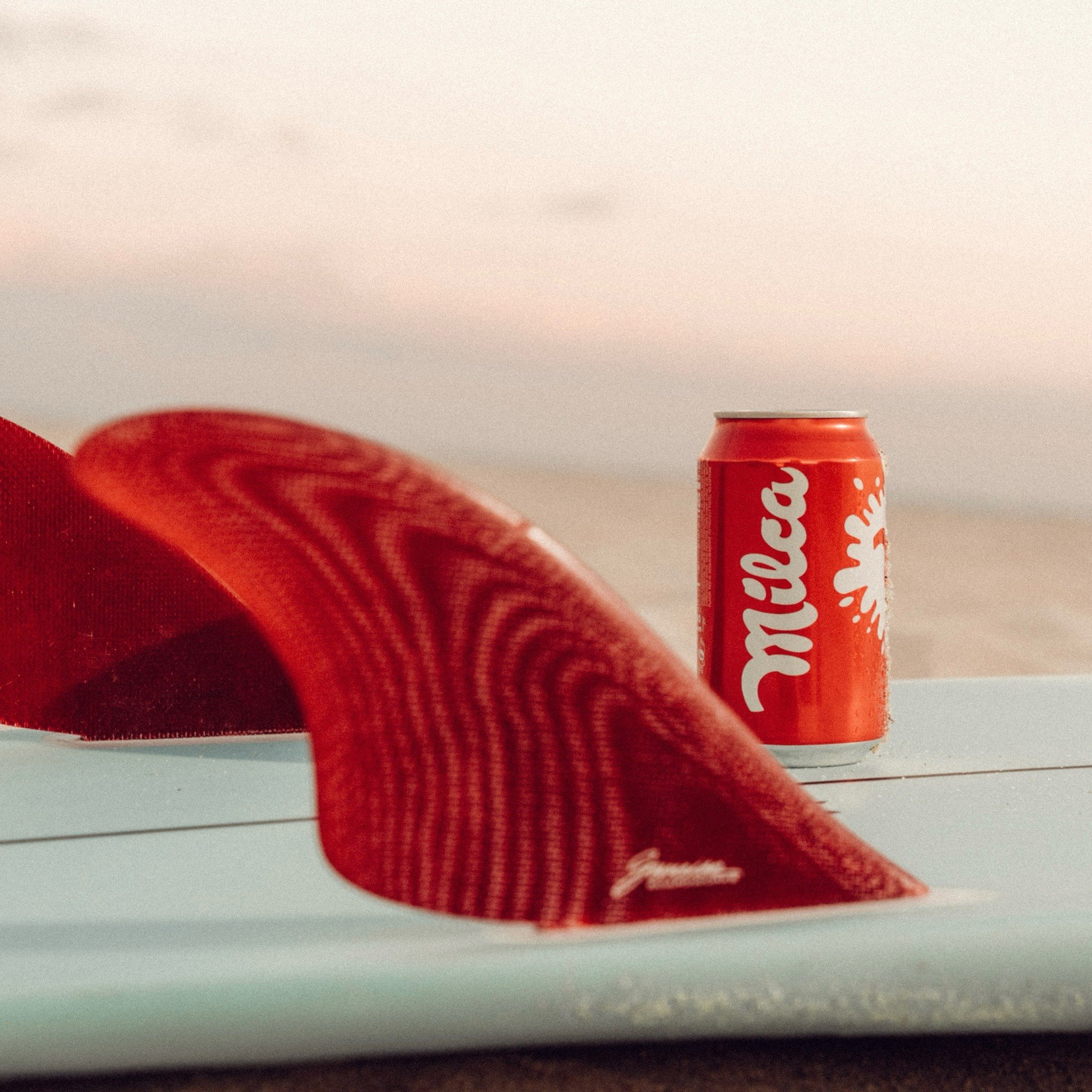 Mondaysss‼️😎🥤🏄🏽&zwj;♂️

#Milca #Surf #LaRojaOriginal 

📸 @k.lez