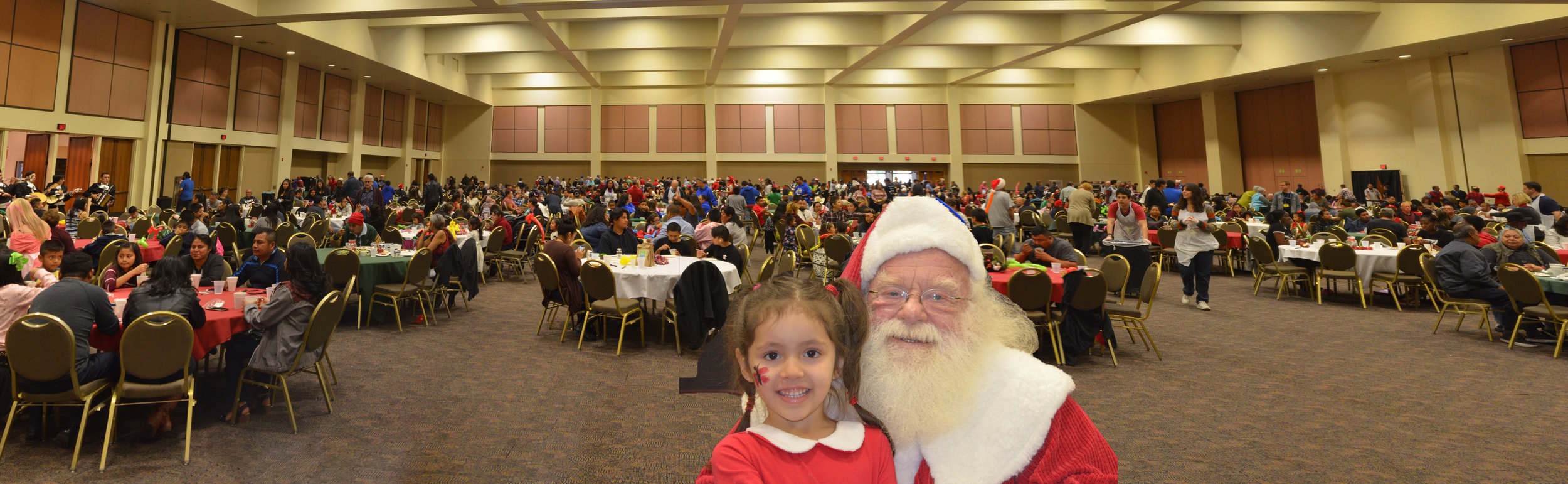 SANTAPANORAMA.jpg