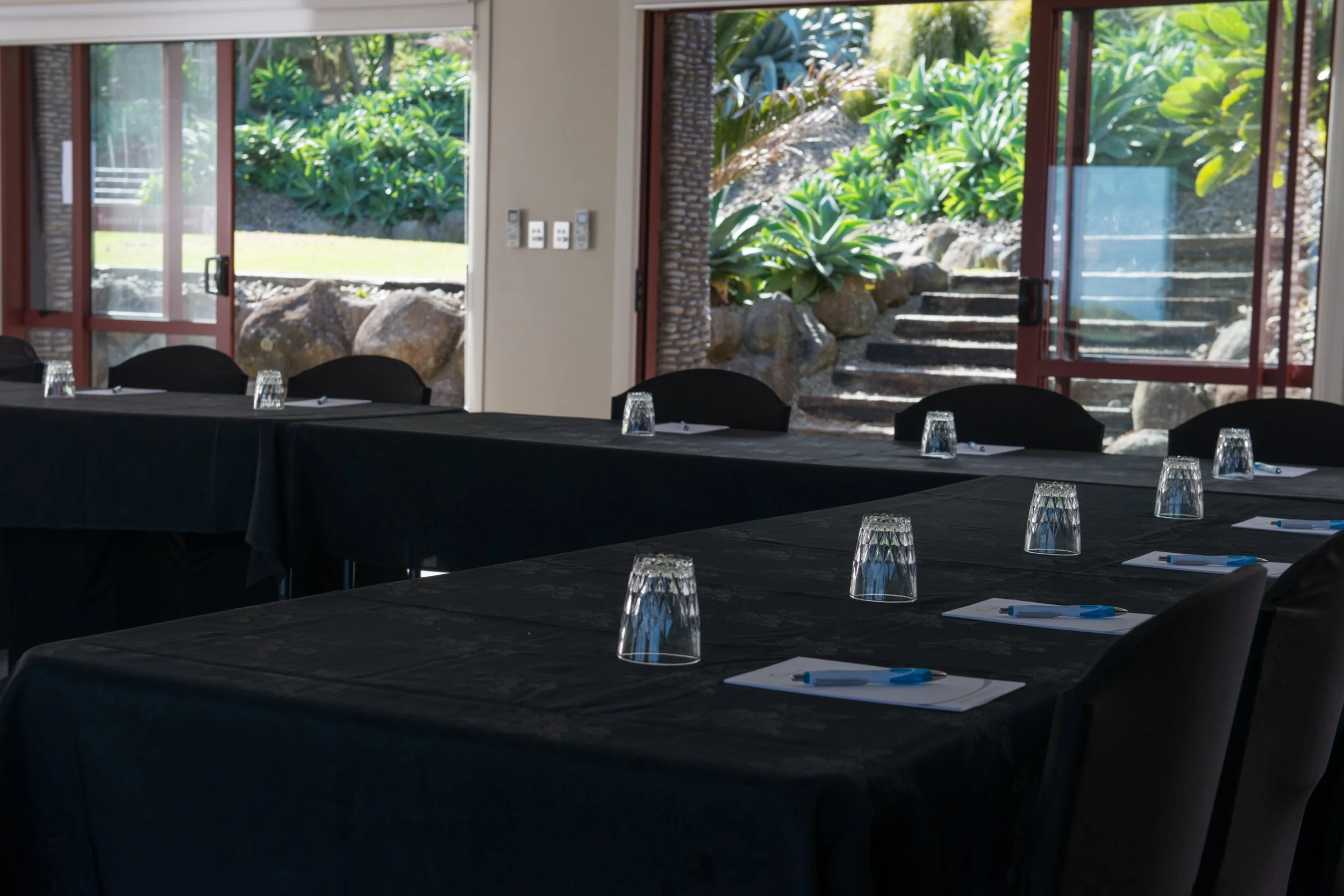 castways tasman room 10.jpg