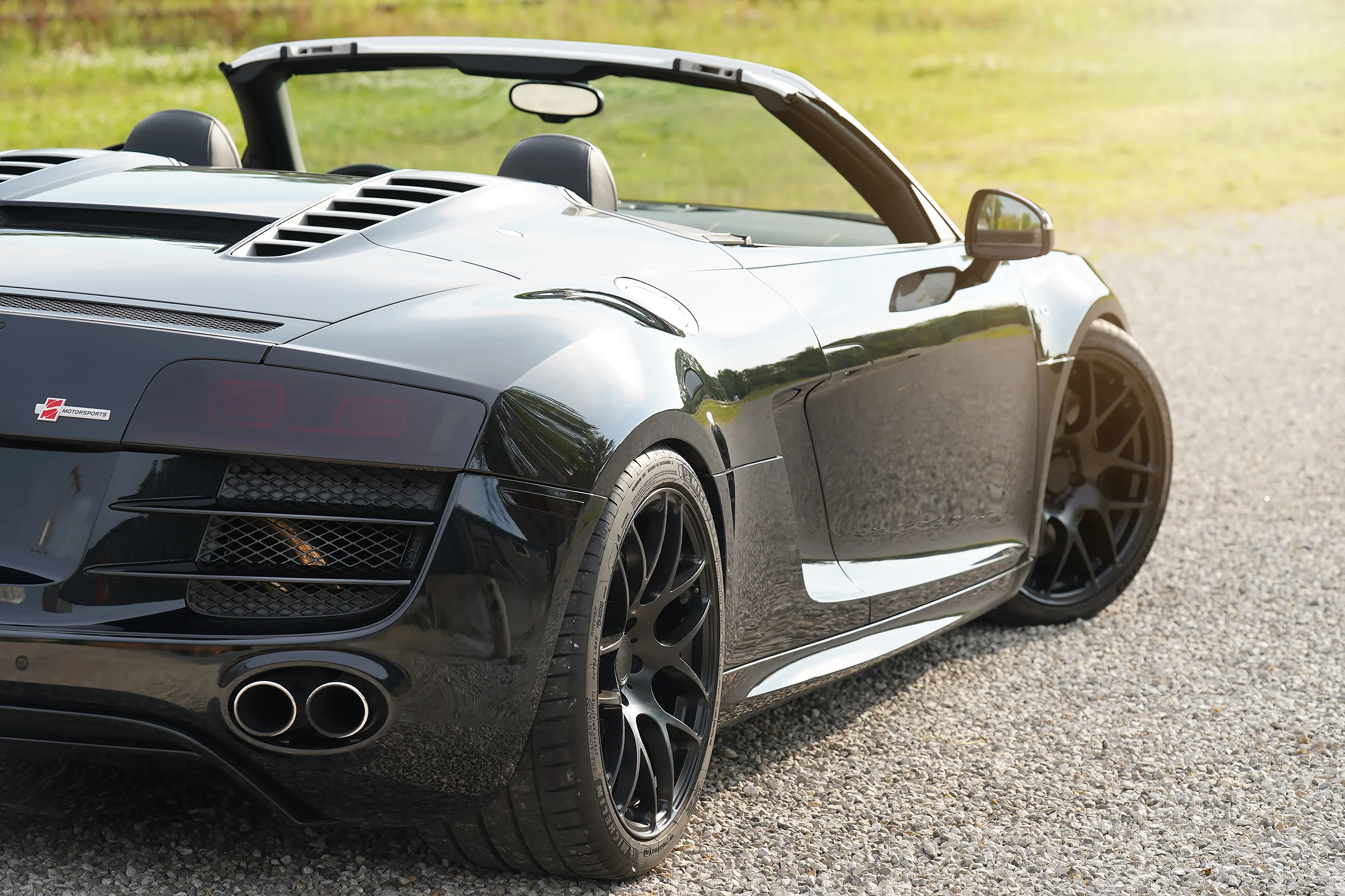 TFH_R8_rear.jpg