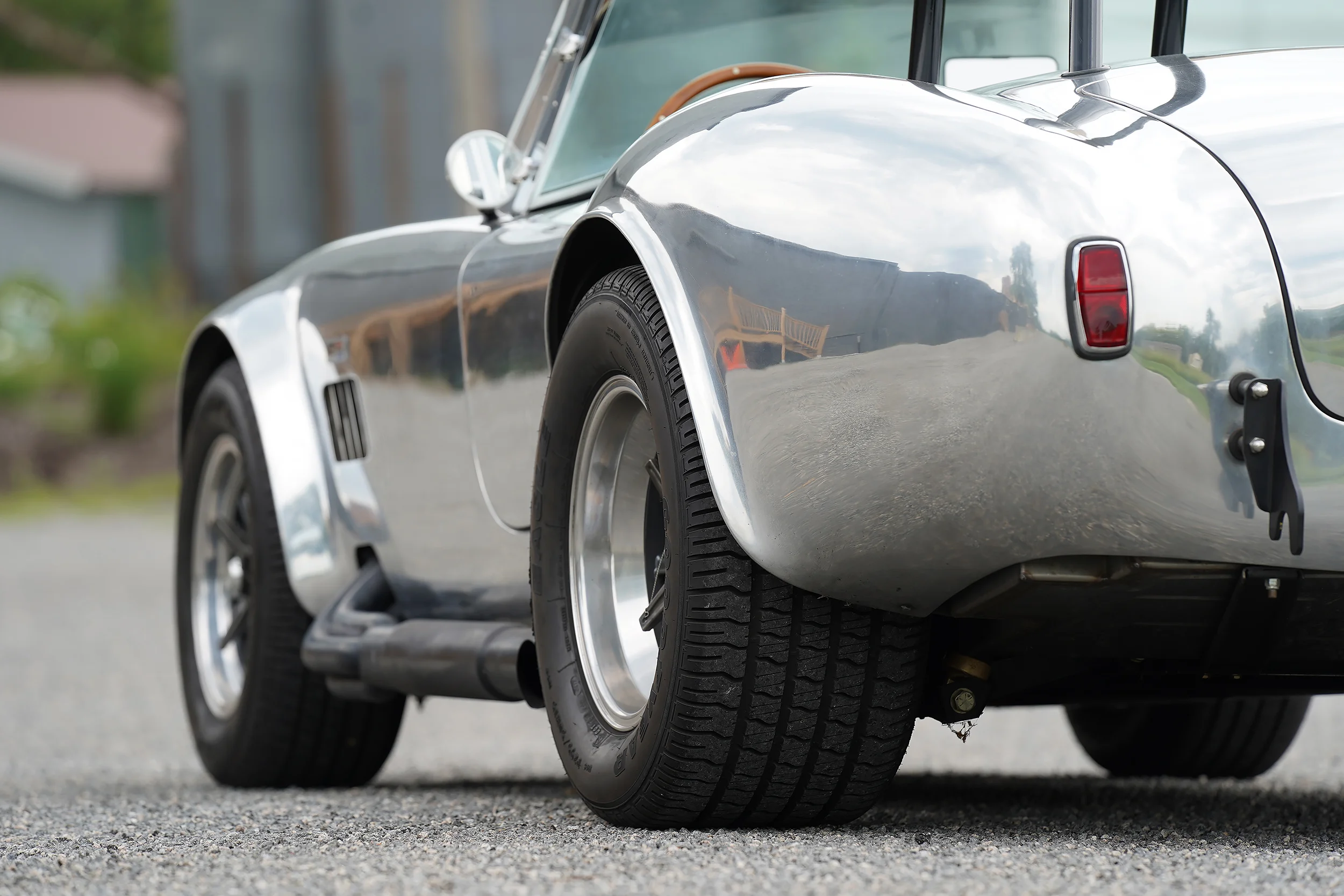 1965 Shelby Cobra CSX Aluminum Body 427 FE 07.jpg