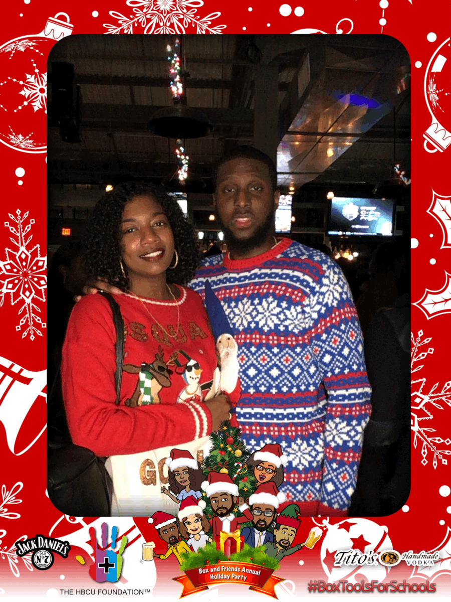 357QOY-171210001142.gif