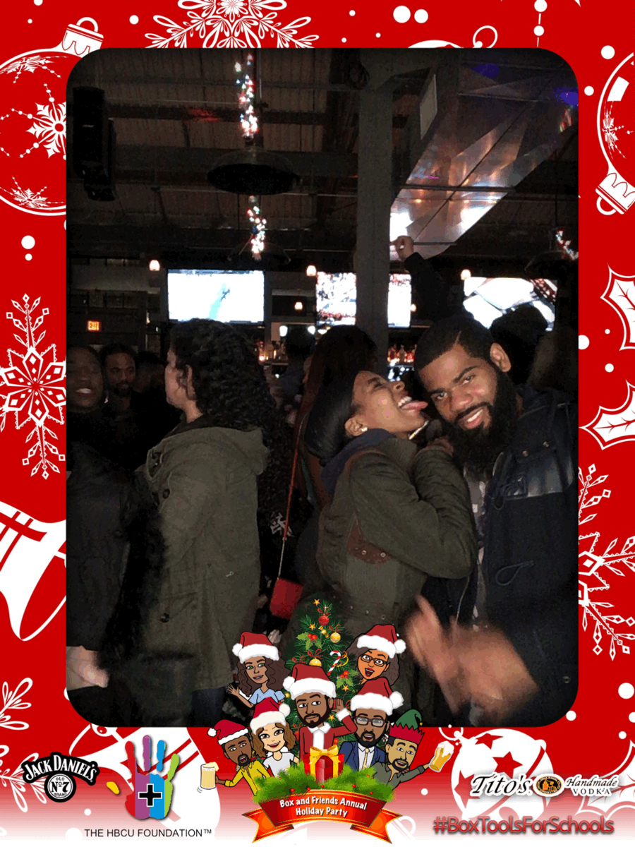 357QOY-171210001709.gif