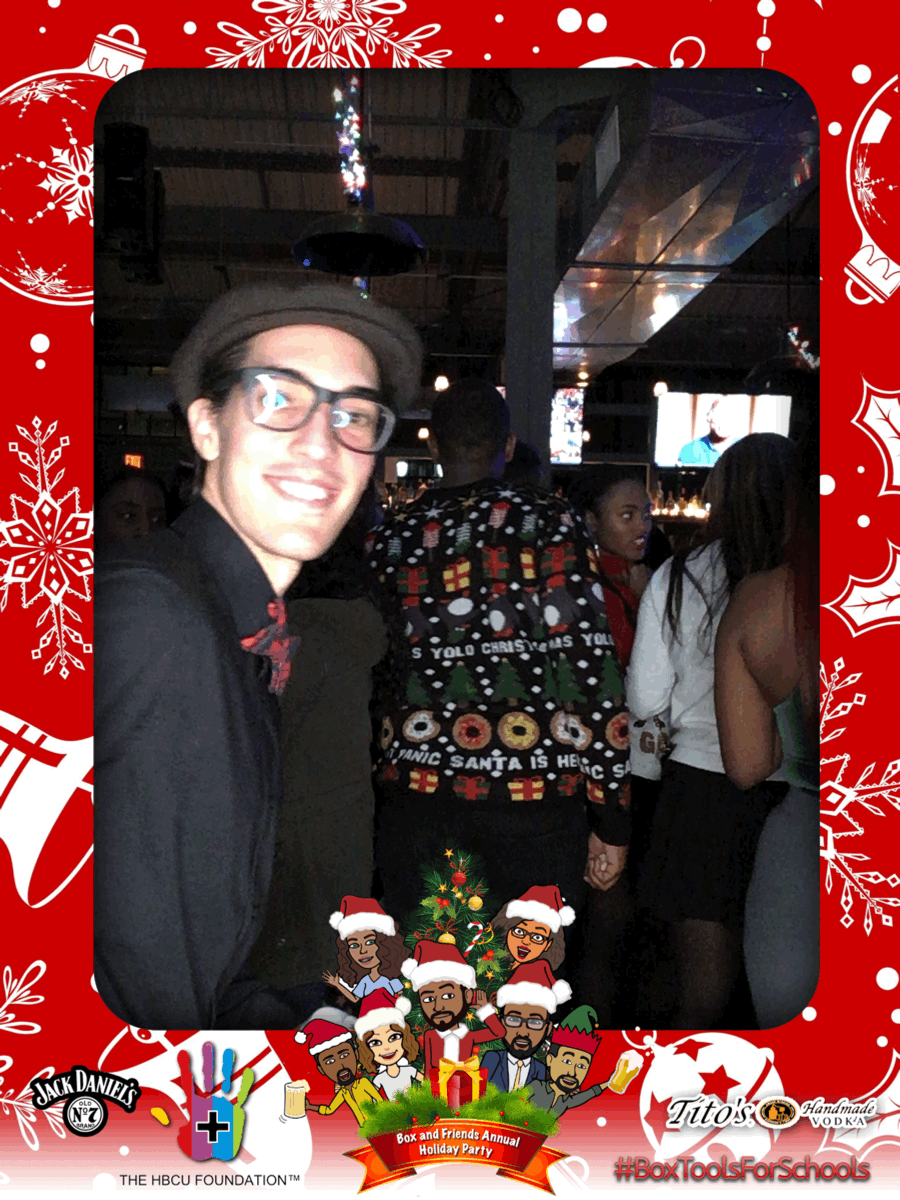 357QOY-171210002011.gif