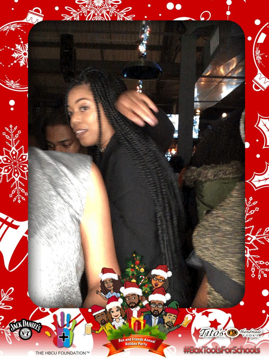 357QOY-171210012703.gif