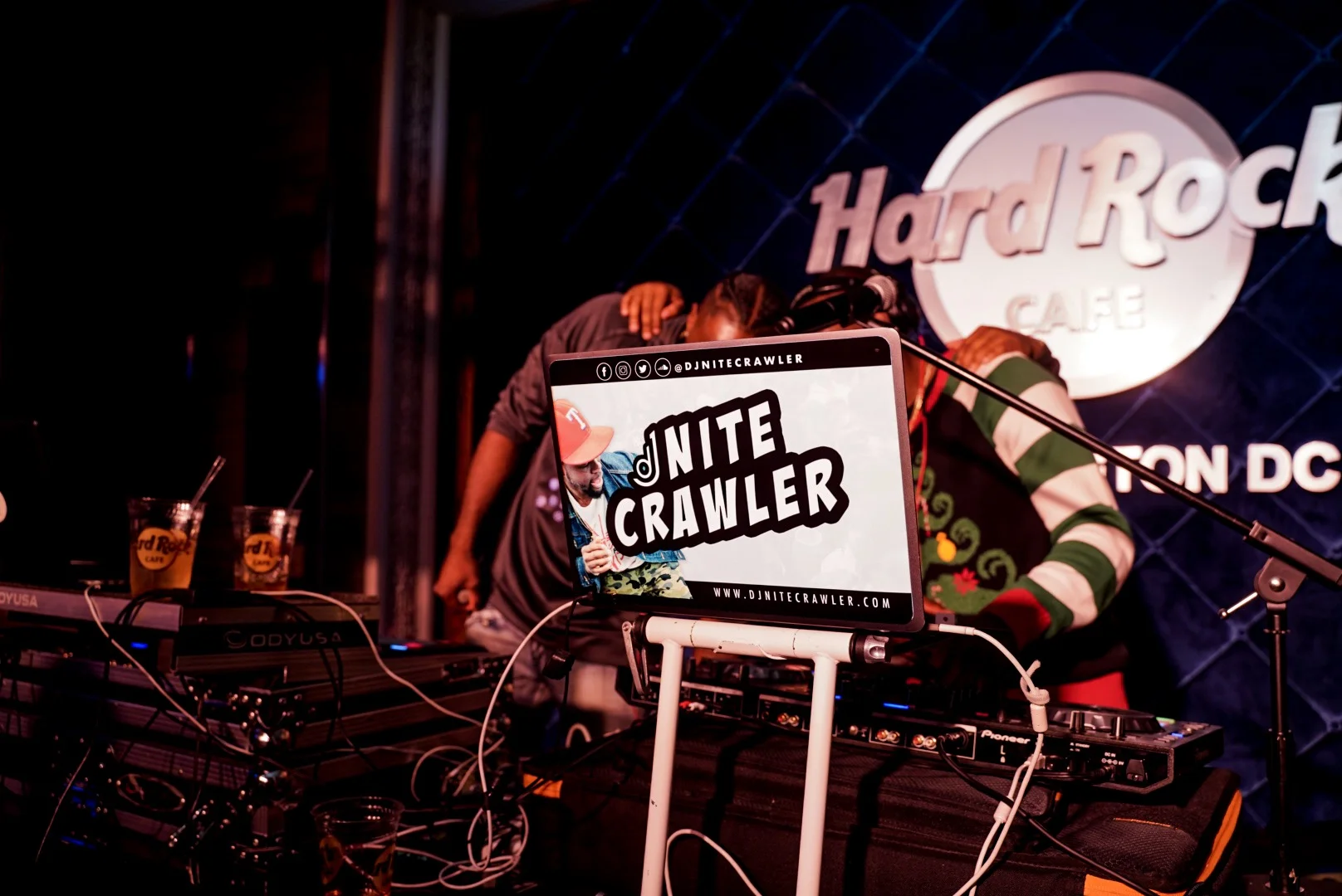 LRG_A7R02495-3.jpg