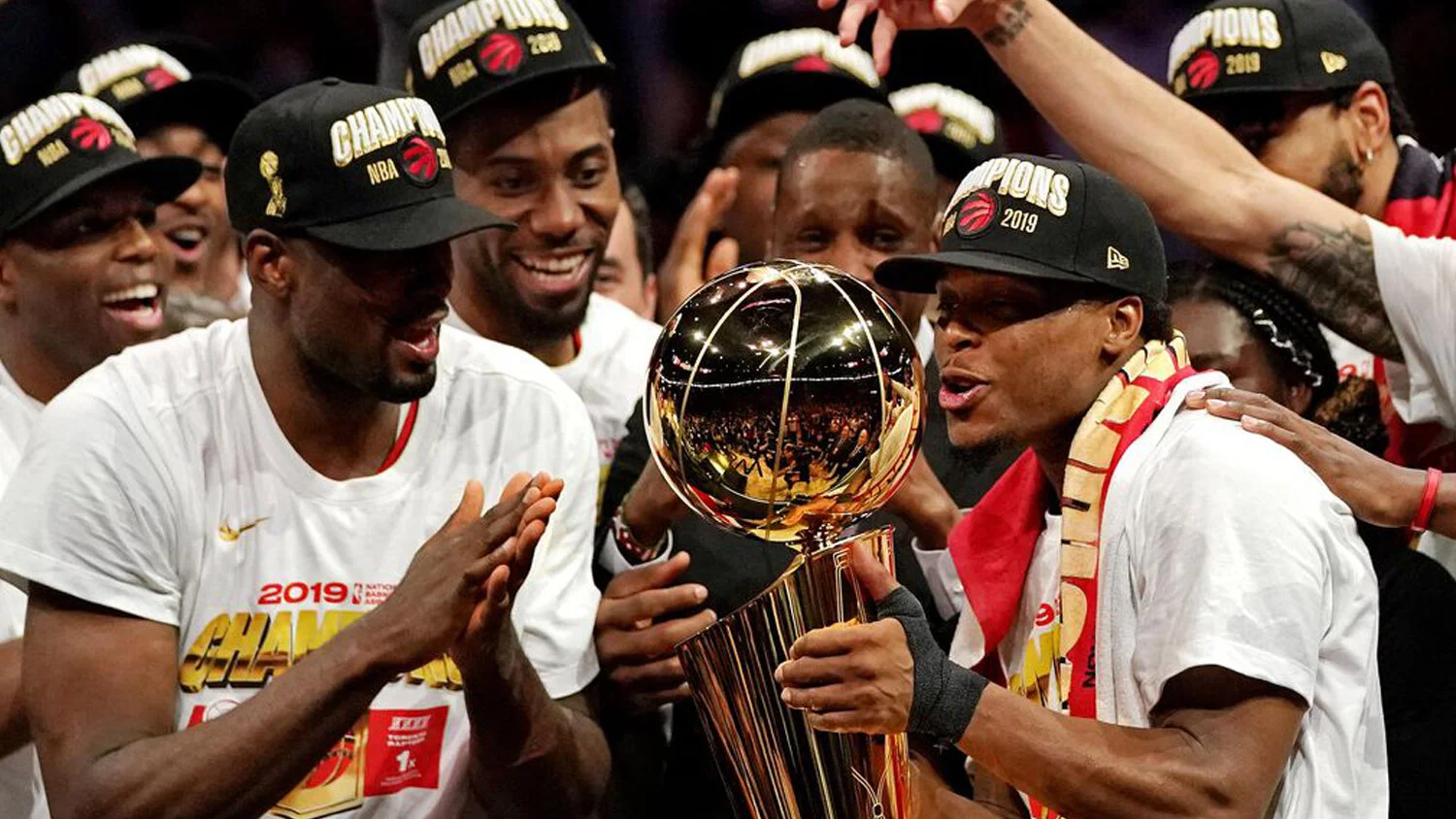 Contender-AXE-Raptors-Court-Toronto-1.jpg