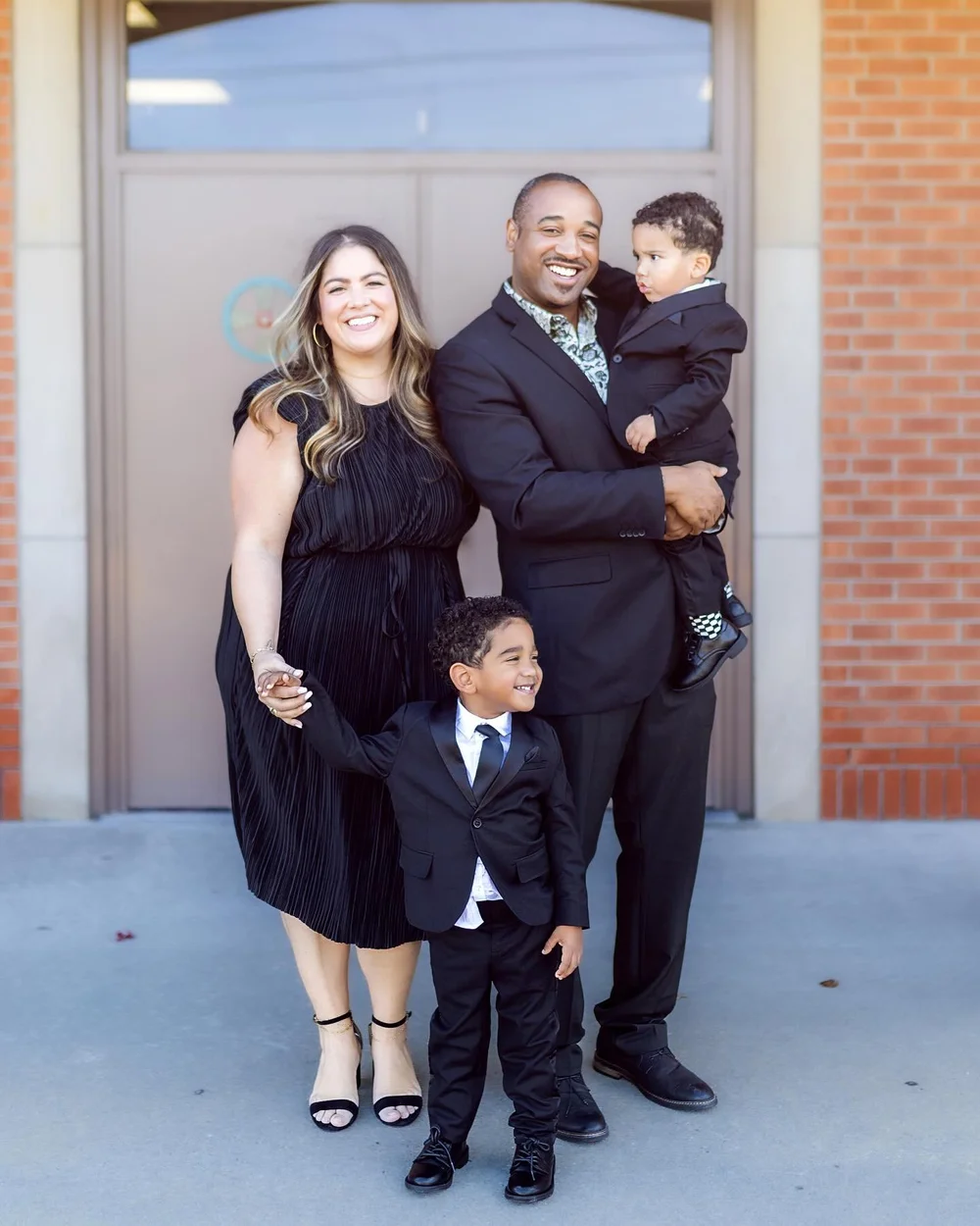 Instagram &gt;&gt; Reality
@youremyhome_photos can attest to the fact that sometimes toddlers are just well&hellip; toddlers 🤷🏻&zwj;♀️😂

And I quote &ldquo;LOLL it&rsquo;s a really great series of pics hahaha them purposefully fucking with you guy