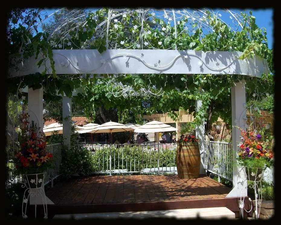 ceremony gazebo.jpg