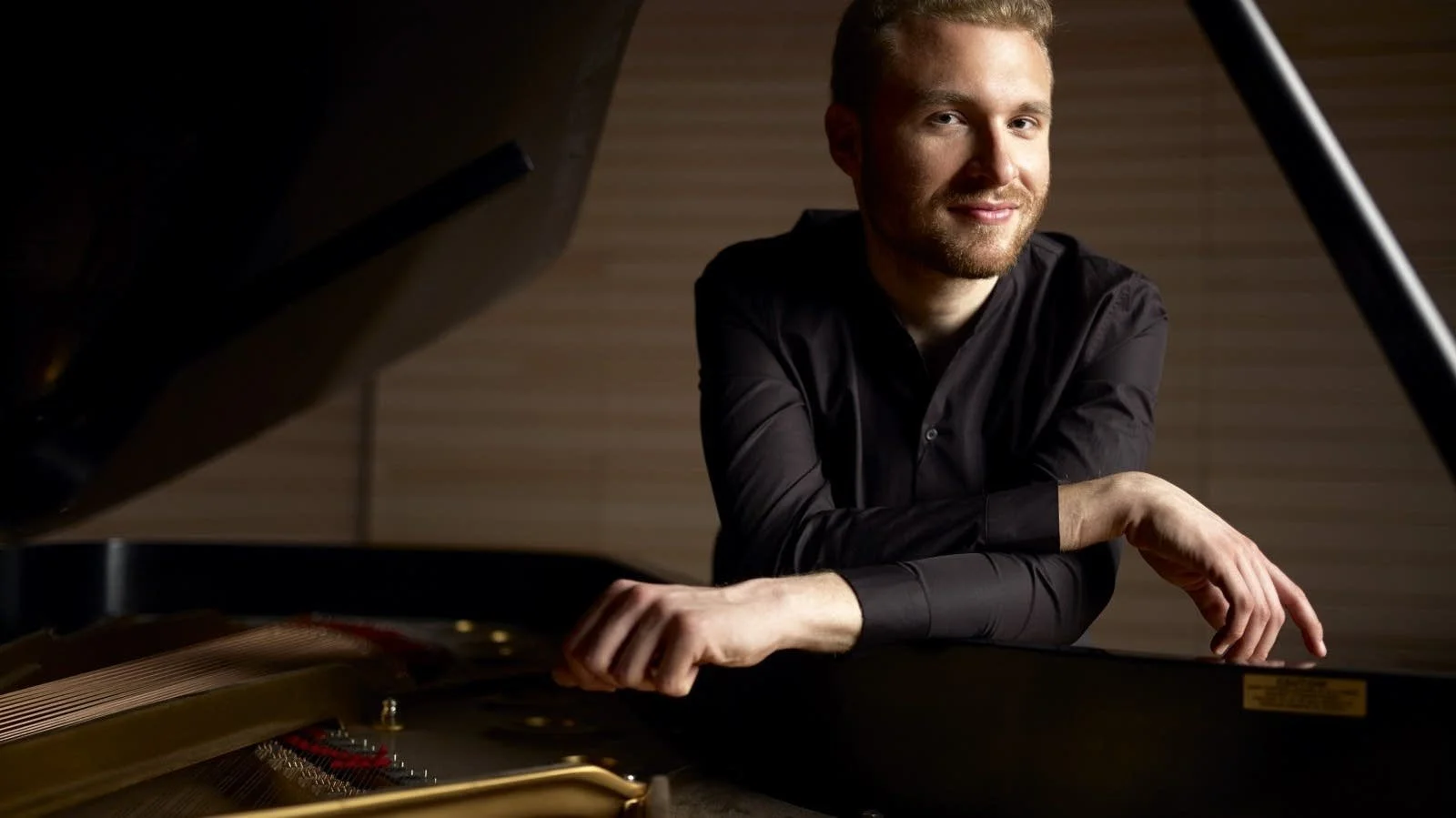 PIANO MASTERCLASS: Adam Golka