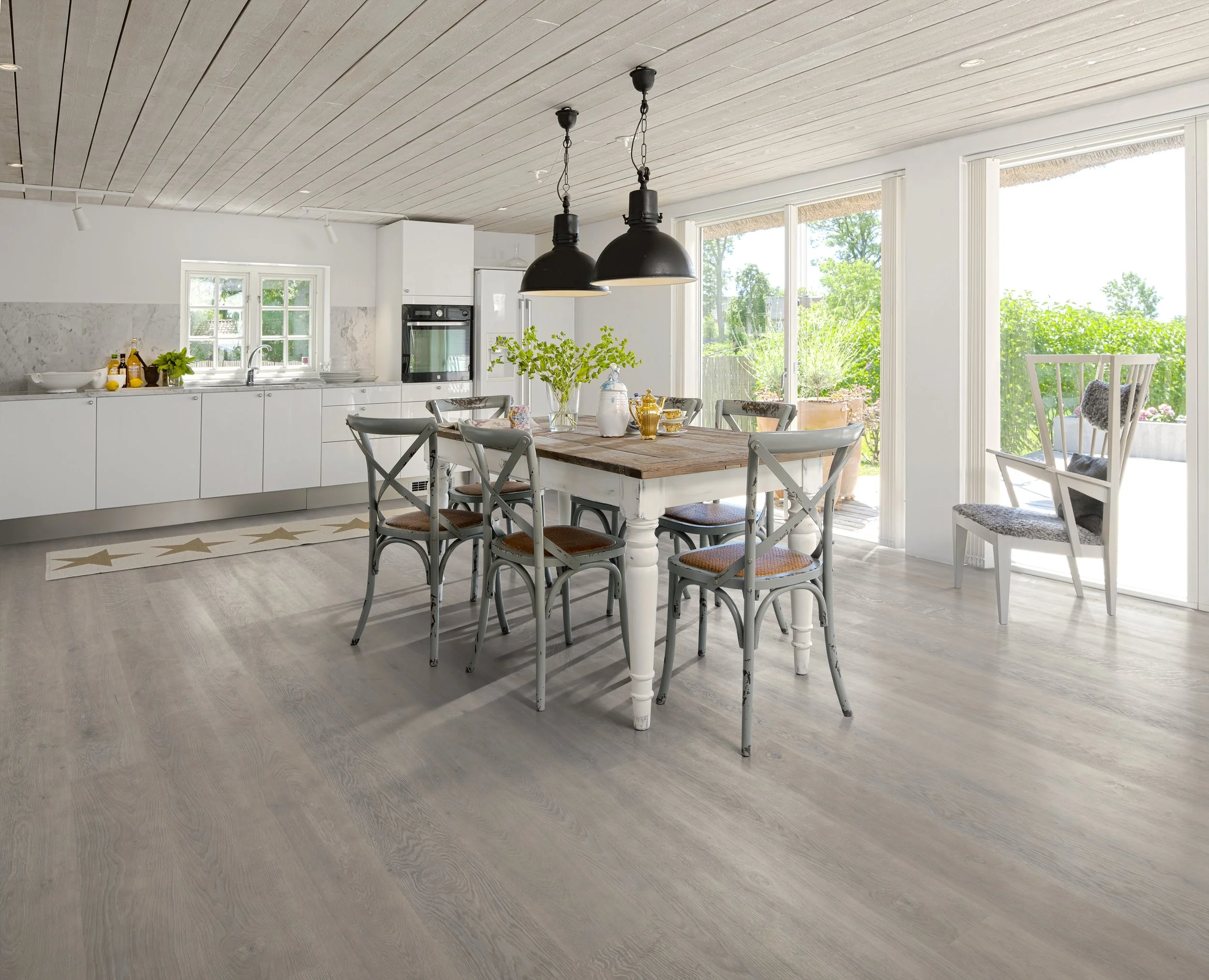 Karelia_OAK_FP_SHADOW_GREY_Site Image_.jpg