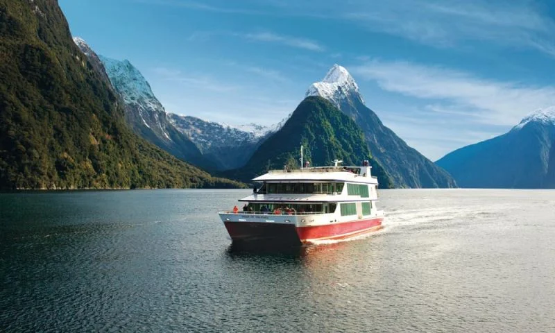 Fly_Scenic_Cruise_Fly-9-800-600-80.jpg
