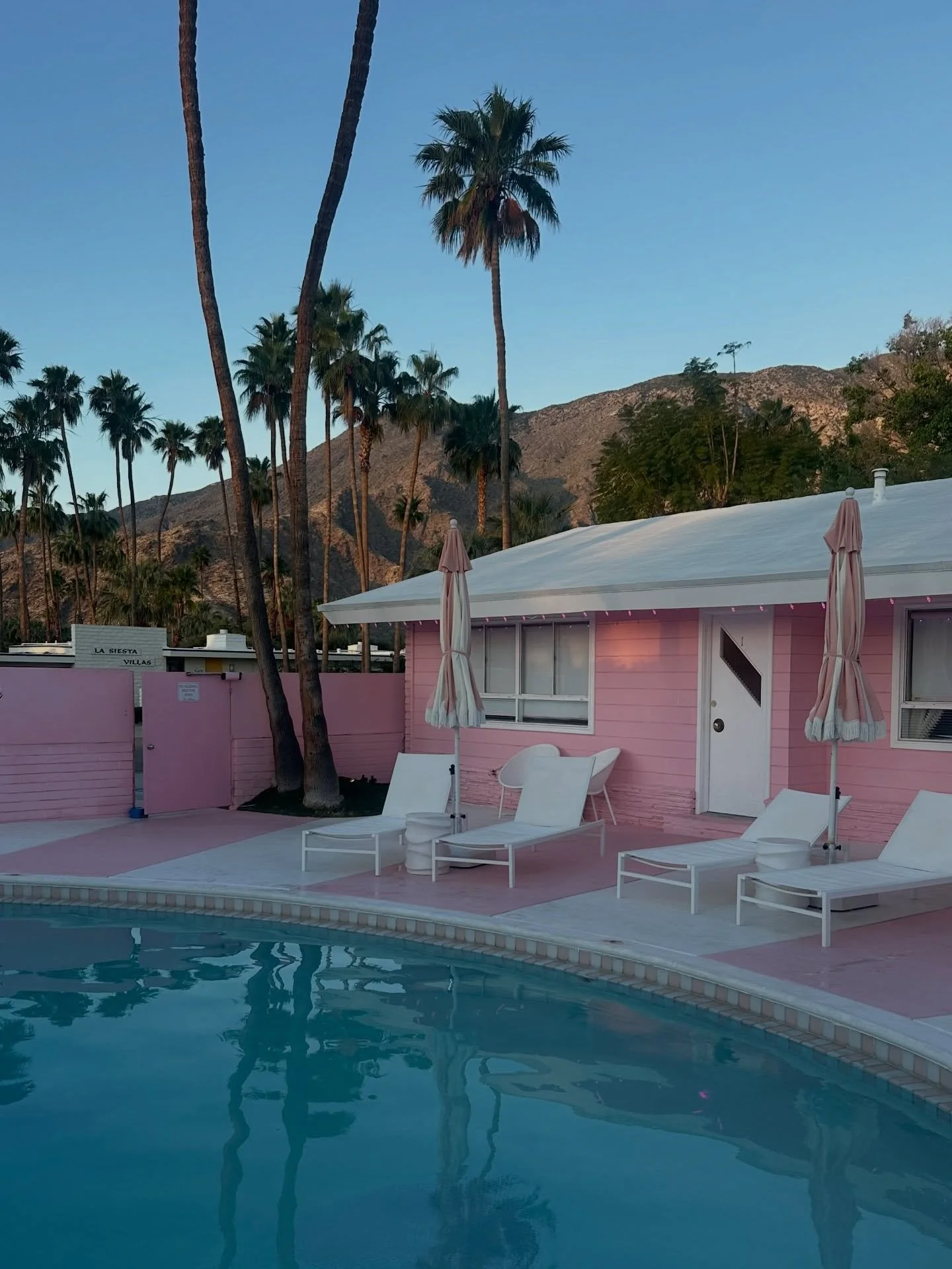 We've landed in Palm Springs 🌴
Make sure to follow our stories for all Coachella related content and adventures!