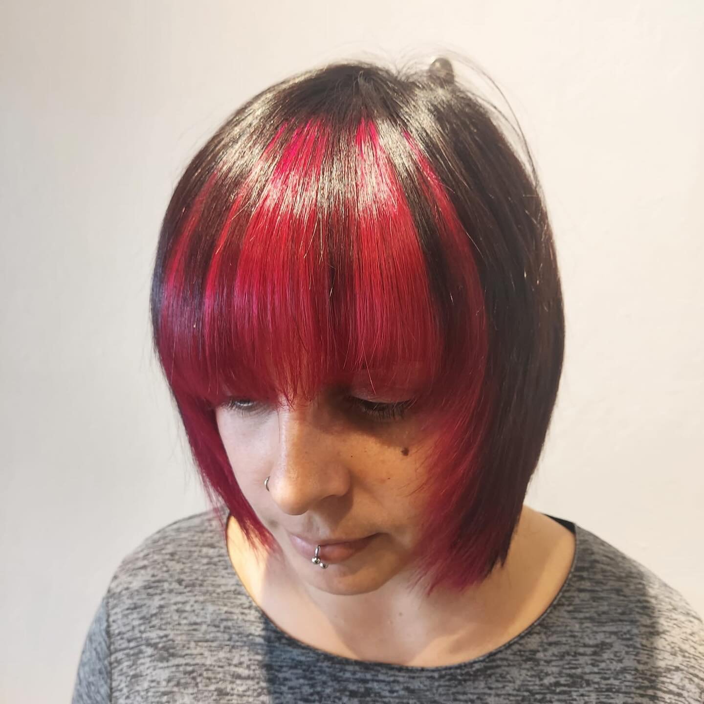 &hearts;️ Friday Freshen up &hearts;️ swipe for the before 

💇&zwj;♀️ - by Style Director, Charlotte 

Freshen up your colour or cut as we approach the autumn. Book in now by either calling the salon, booking online or via our app. All the details a