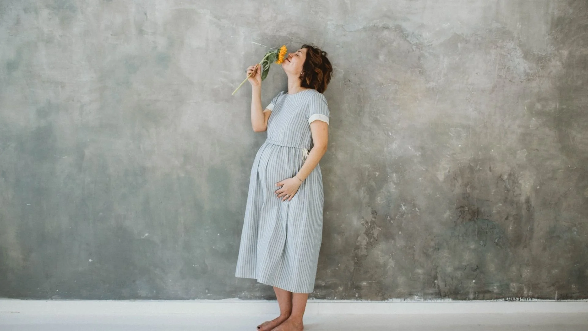 Cake, Photos, and Checkups: Inside a Changing Maternity Care Routine