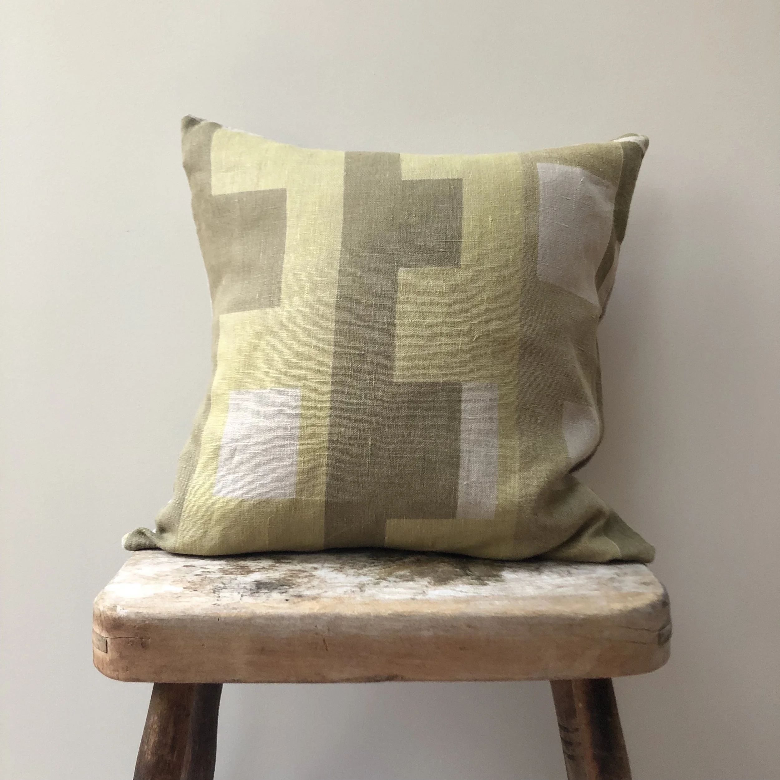 Printed Linen Cushion Cover / Series 3/03