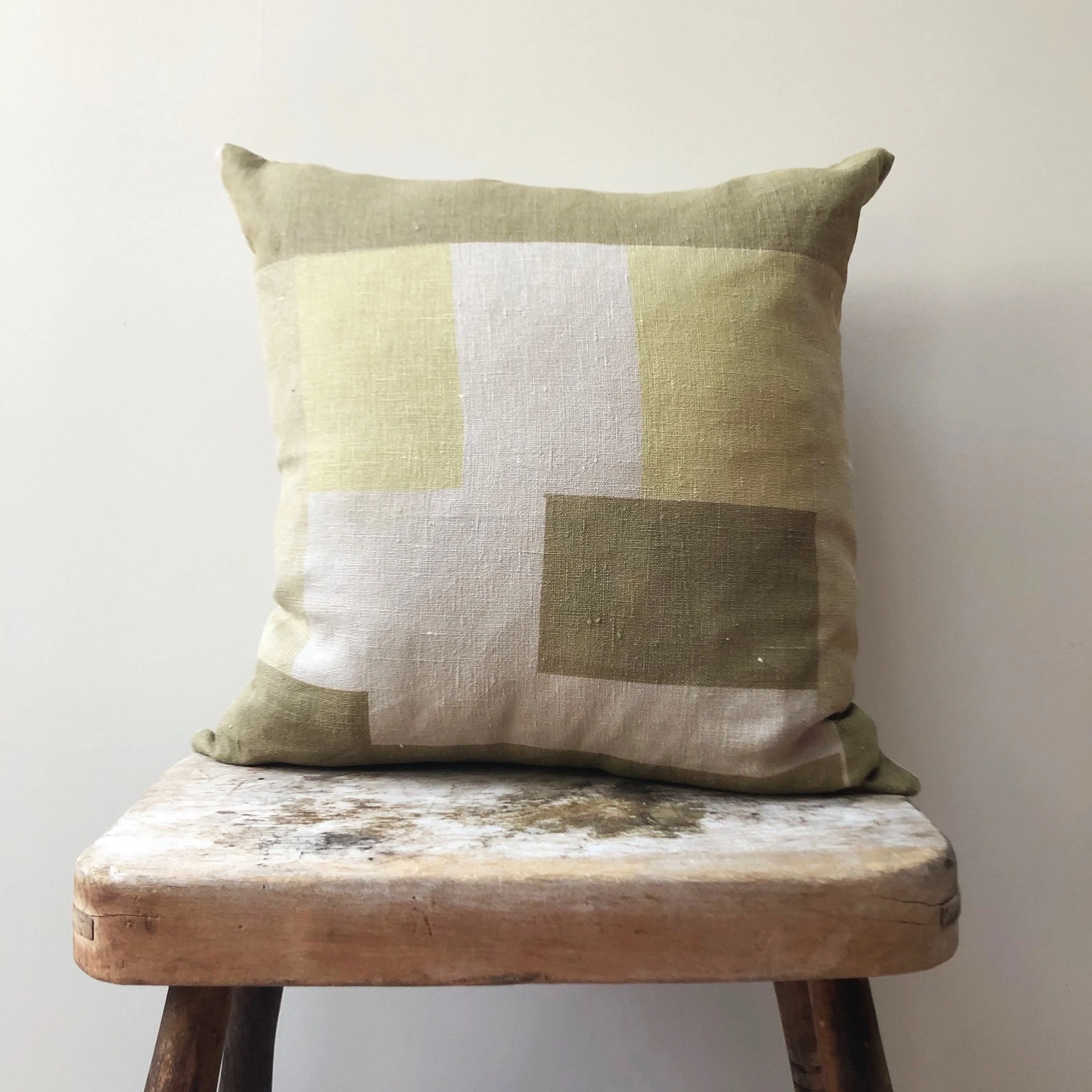 Printed Linen Cushion Cover / Series 3/01