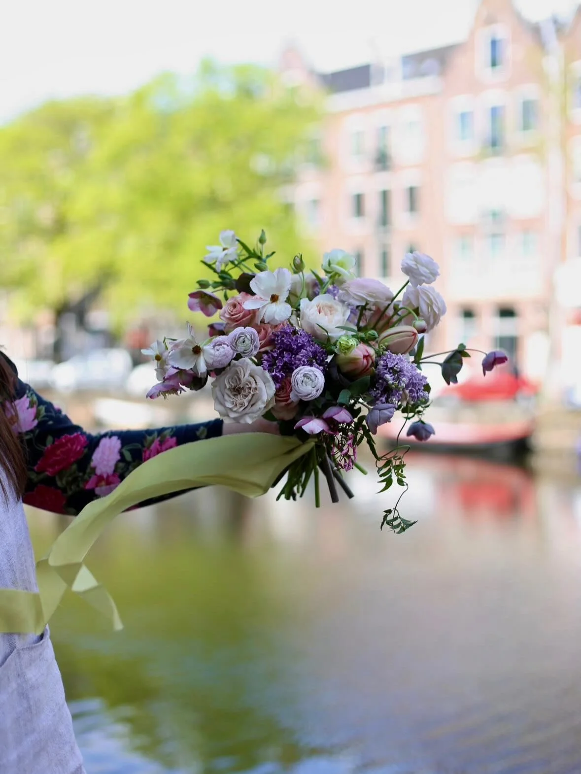 Ribbons in flight. 

Last Spring, Rachel of @tallulahroseflowerschool took a palette of ribbons to Amsterdam. 
Next week, she&rsquo;ll take a new set. 

I LOVE these photos. 

For someone who works alone, at the bottom of their garden, mucking about 