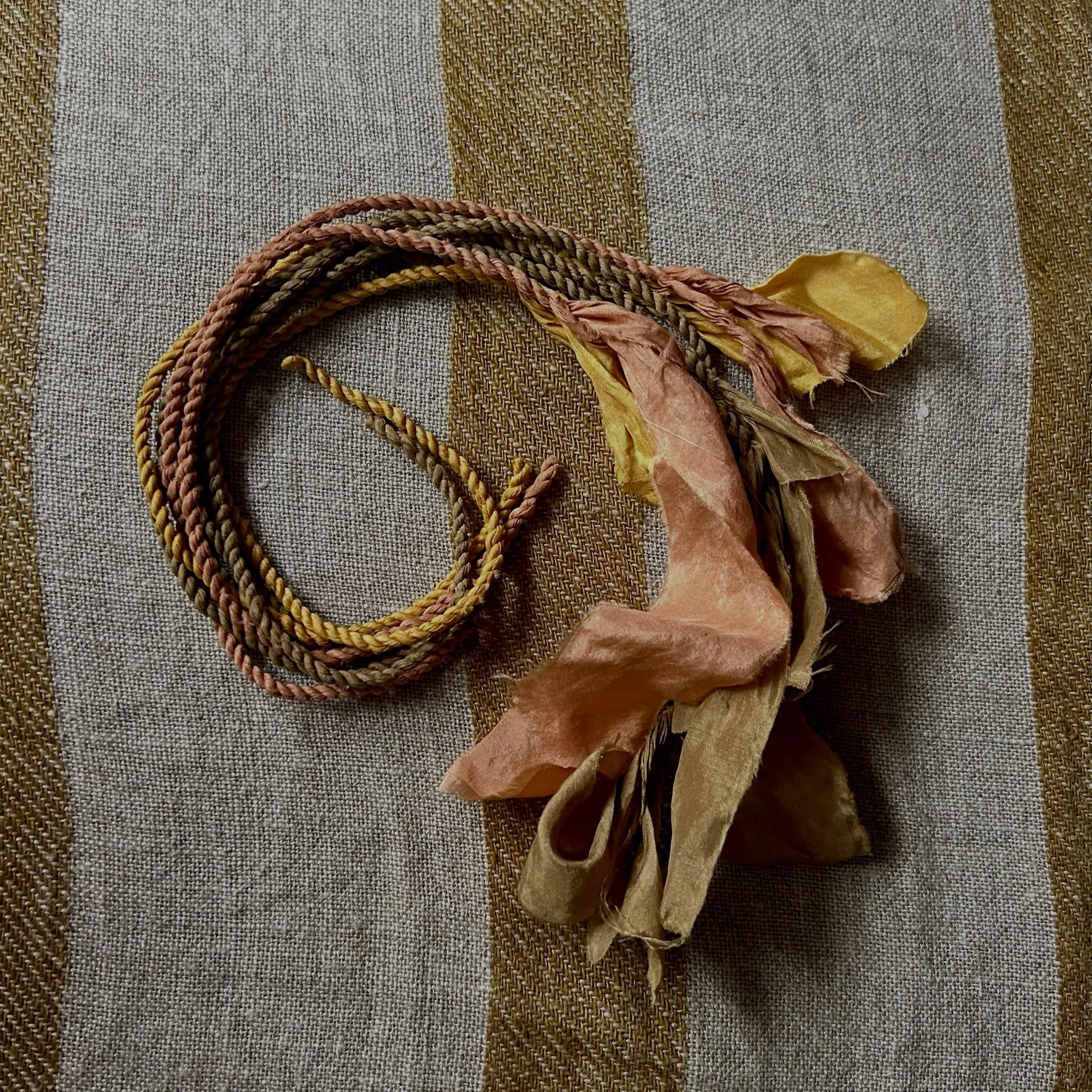 Never not playing.

#halftermfun #thenaturaldyeworks #cordage #naturaldye