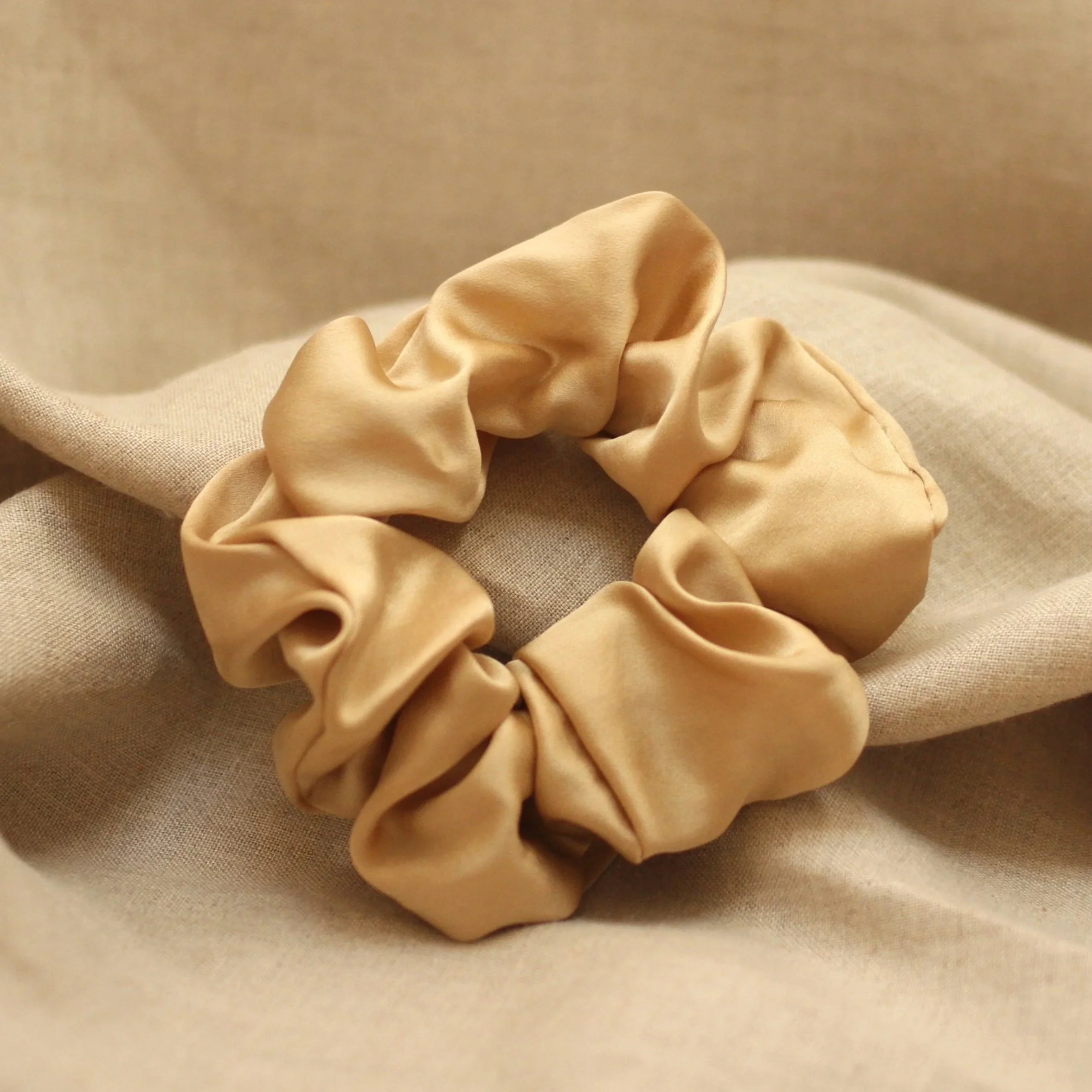 gold+scrunch.jpg
