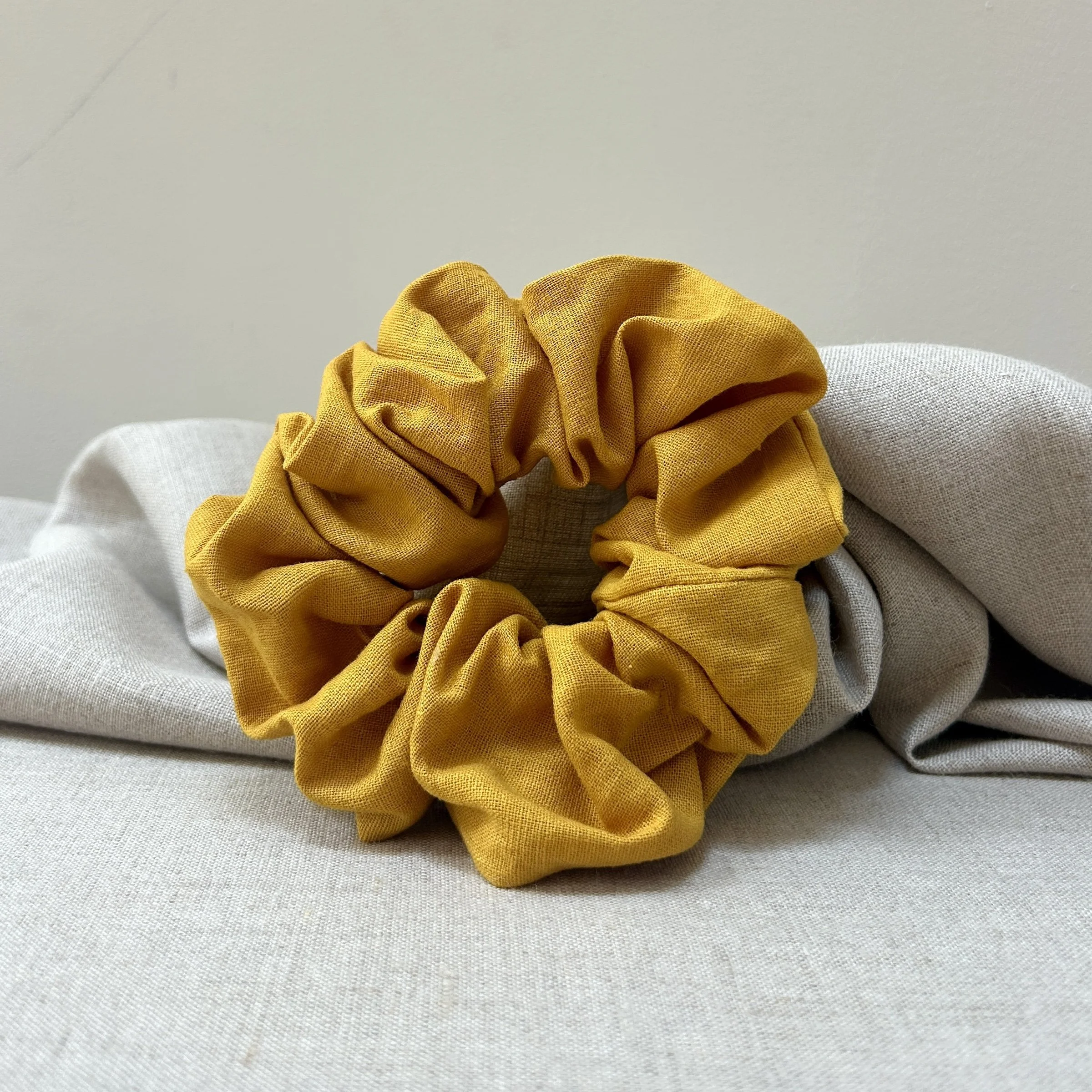 Linen Scrunchie Calendula
