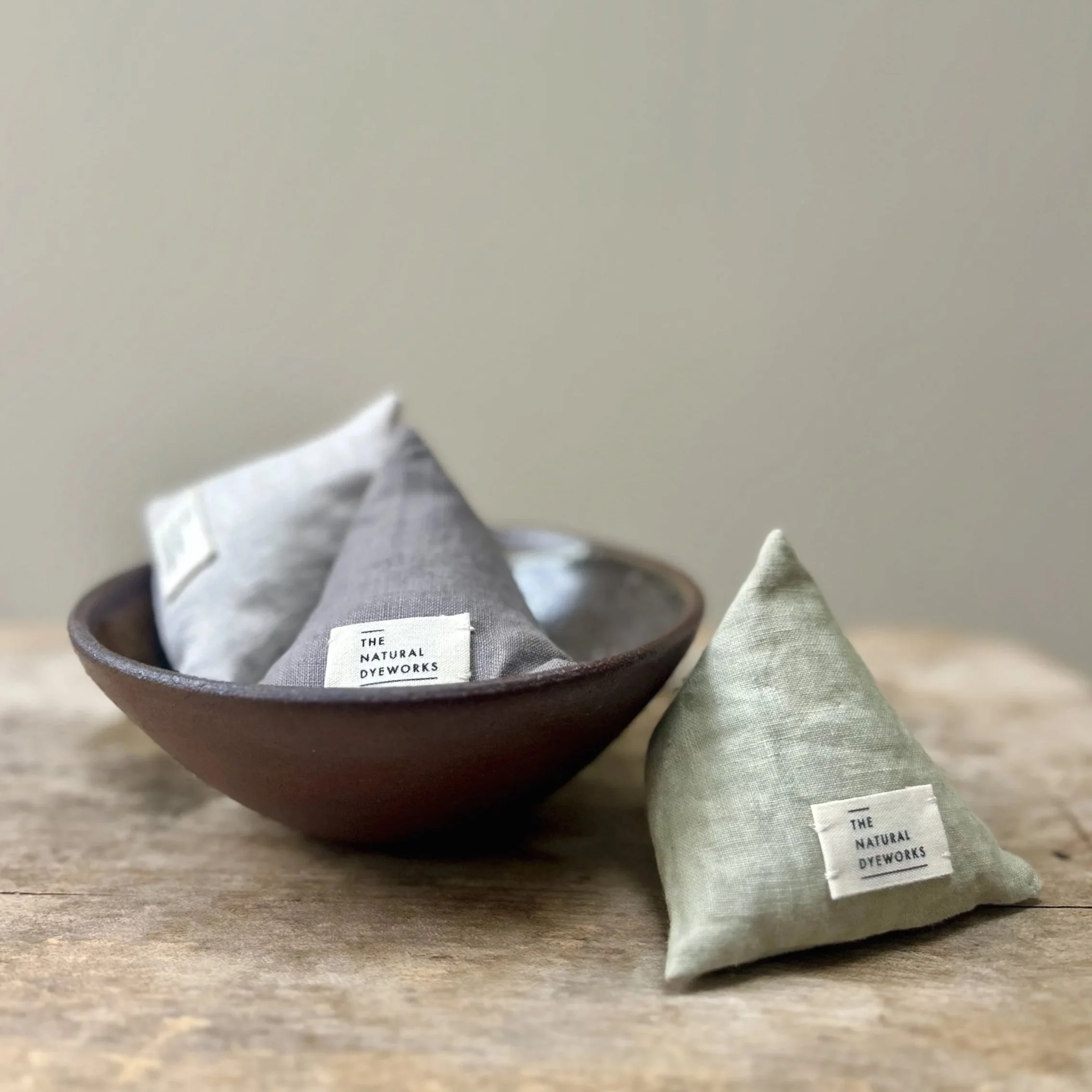 dove+slate+watermint.jpg