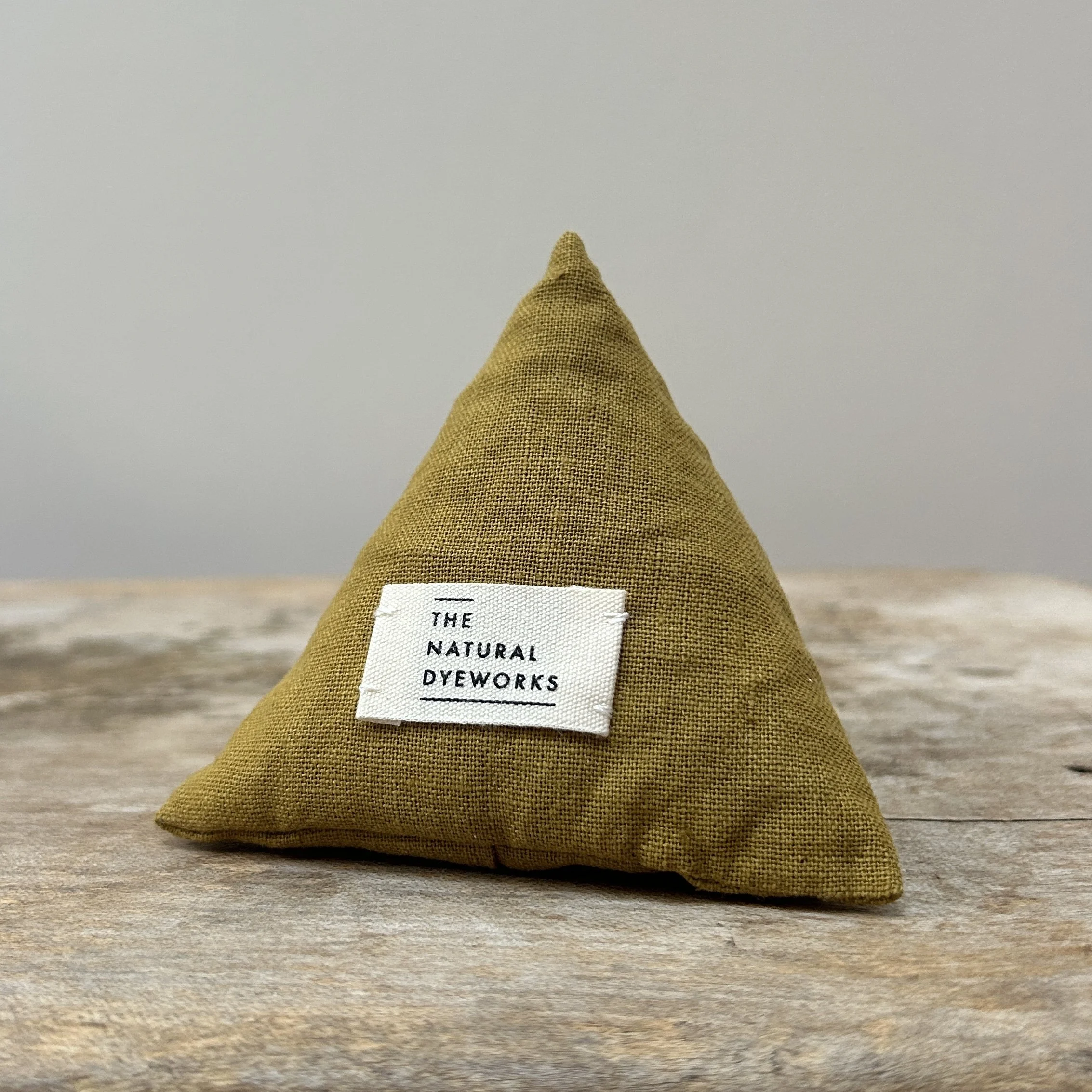 Linen Lavender Pyramid Olive
