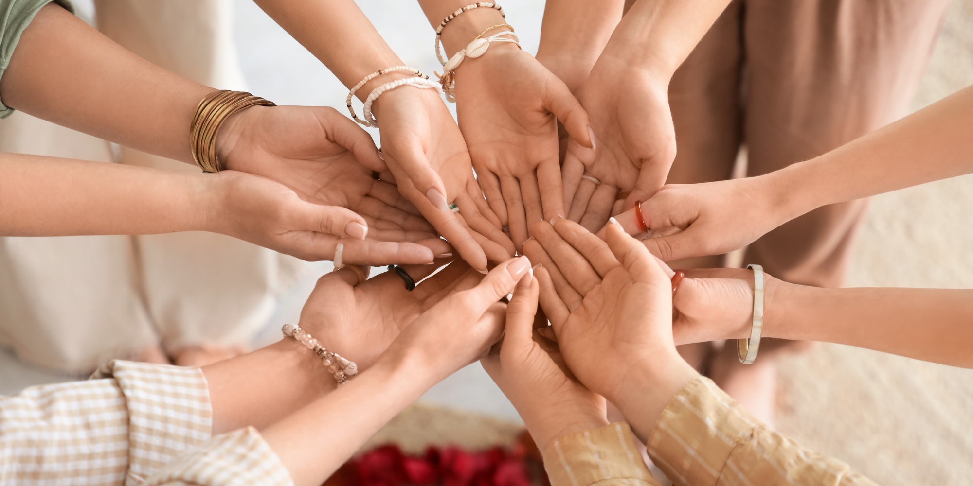 Frauenkreise: Ein umfassender Leitfaden für Verbindung, Heilung und weibliche Gemeinschaft