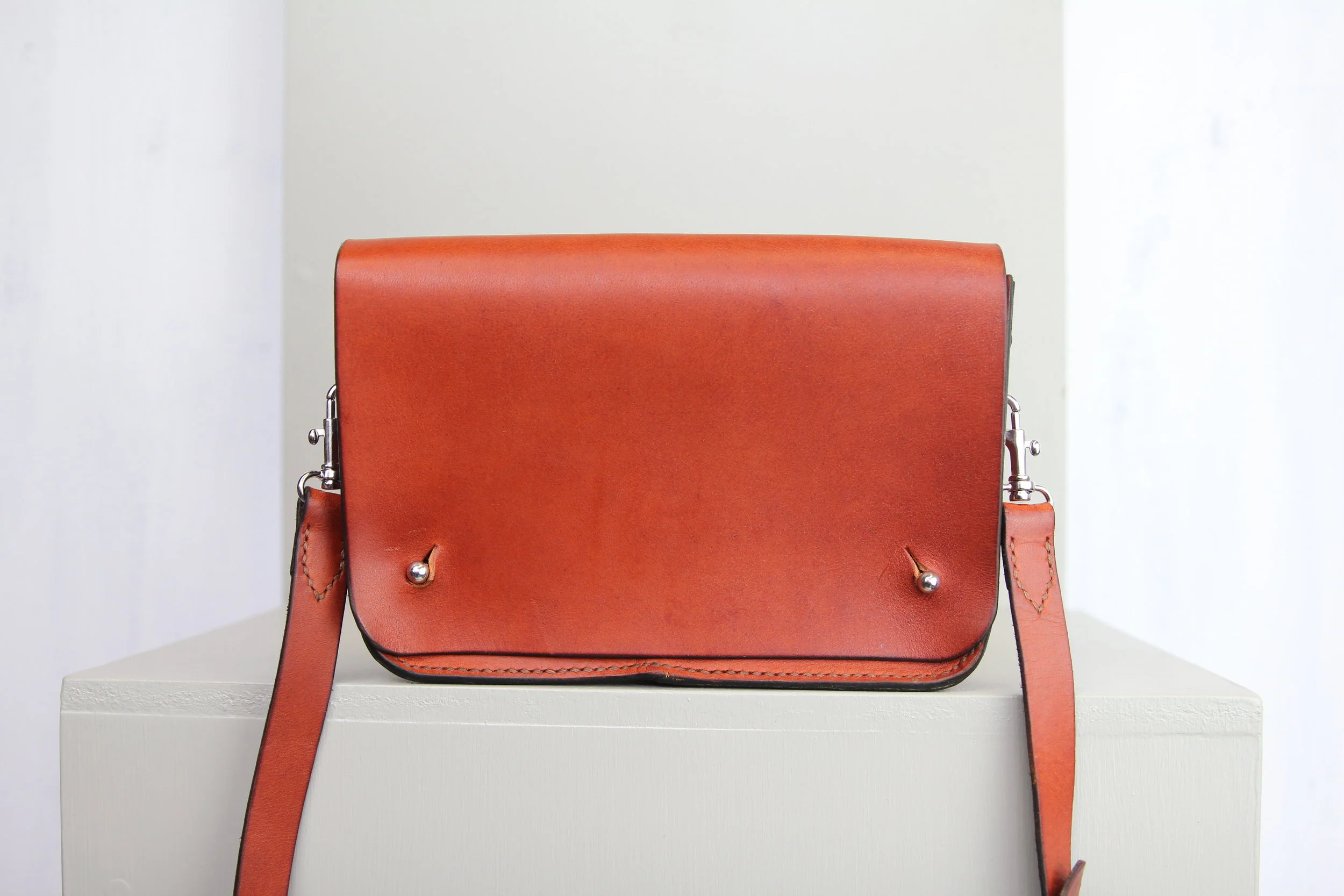 Hand-stitched Purse Bag // Fieno