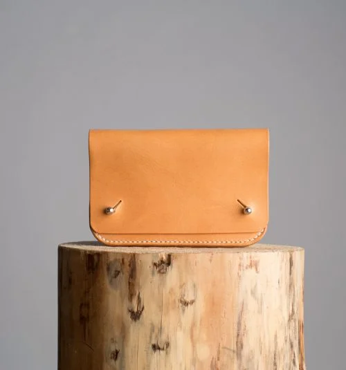 Hand-stitched Purse // Cammello