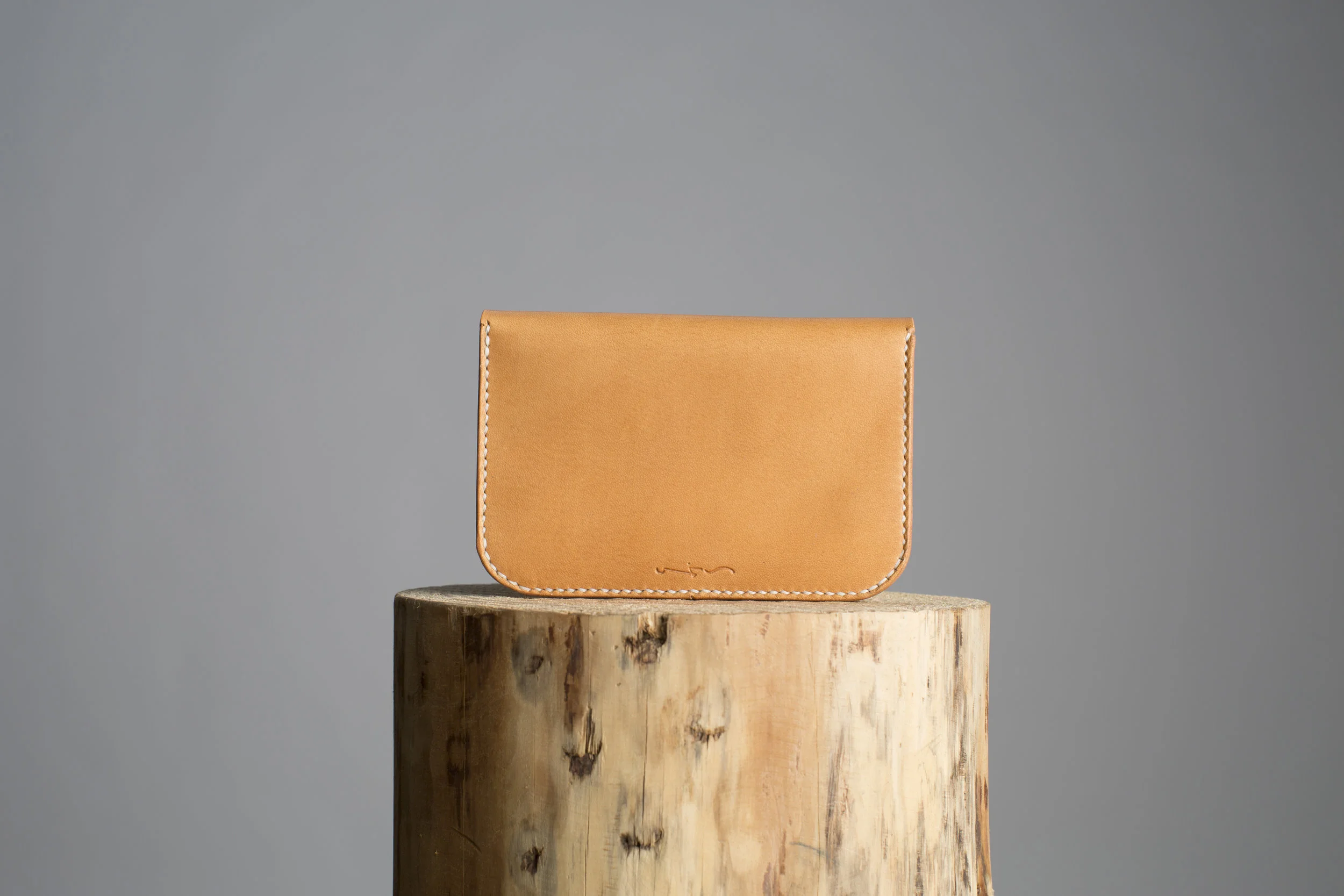 purse_camello_back (1).jpg