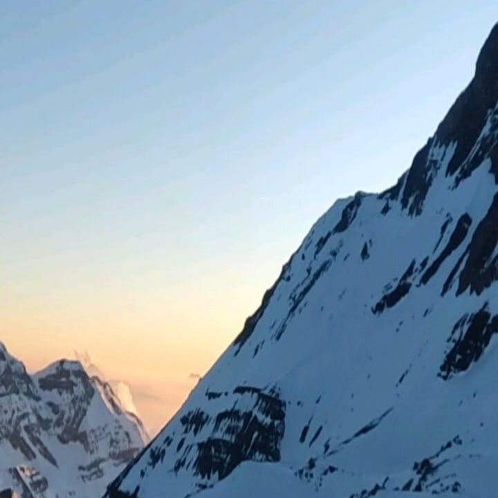 A good few days with team C. B. Exploring Courmayeur, the Aiguilles Rouges and Dents du Midi. Good to be out exploring in different areas where there was practically no-one in the hill. A huge thank you to @timoliverguiding who took point for the lio