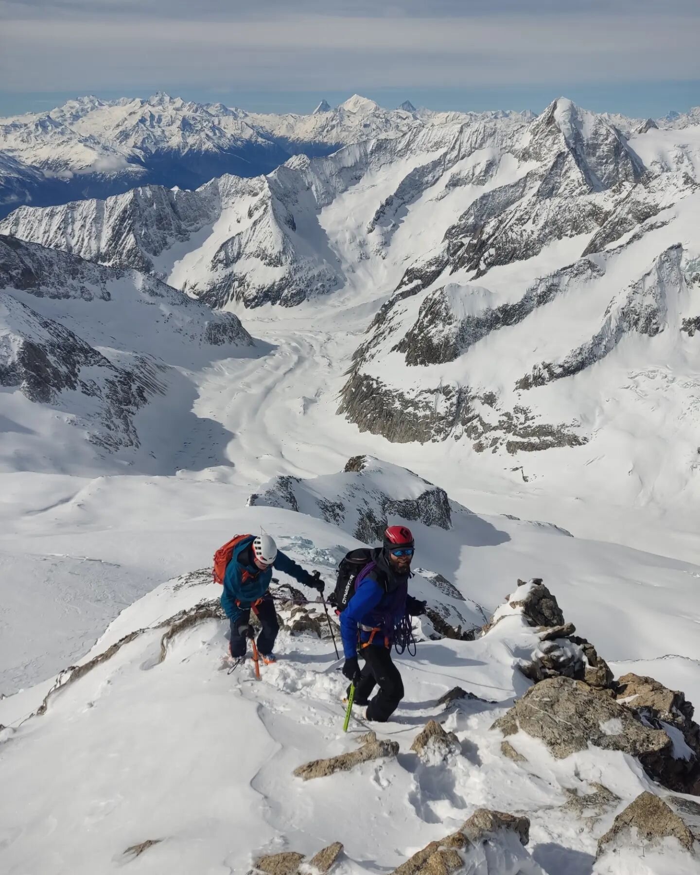 Thursday was a superlative day guiding the mighty Aletschorn with David, Ed @teddy_ralph and Rhys @macallisterguiding in a small weather window this week.

This was an ideal way to spend the day exactly one year since I broke my tibia and fibula with