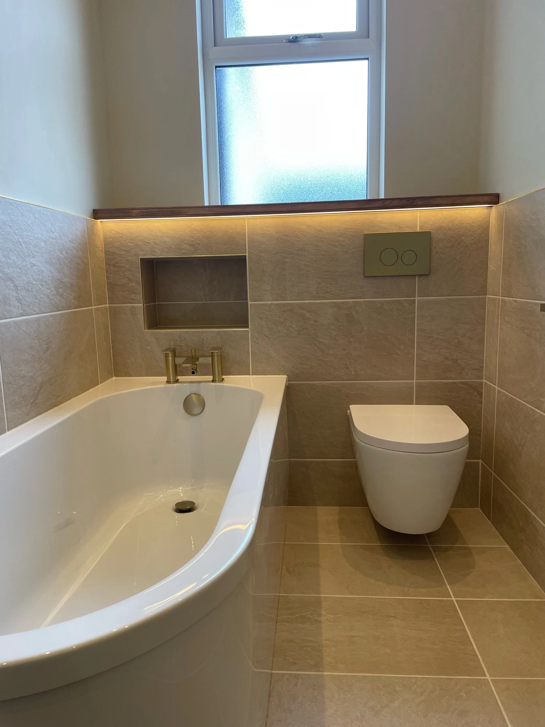 bespoke-bathrooms-clarkston-glasgow.jpeg