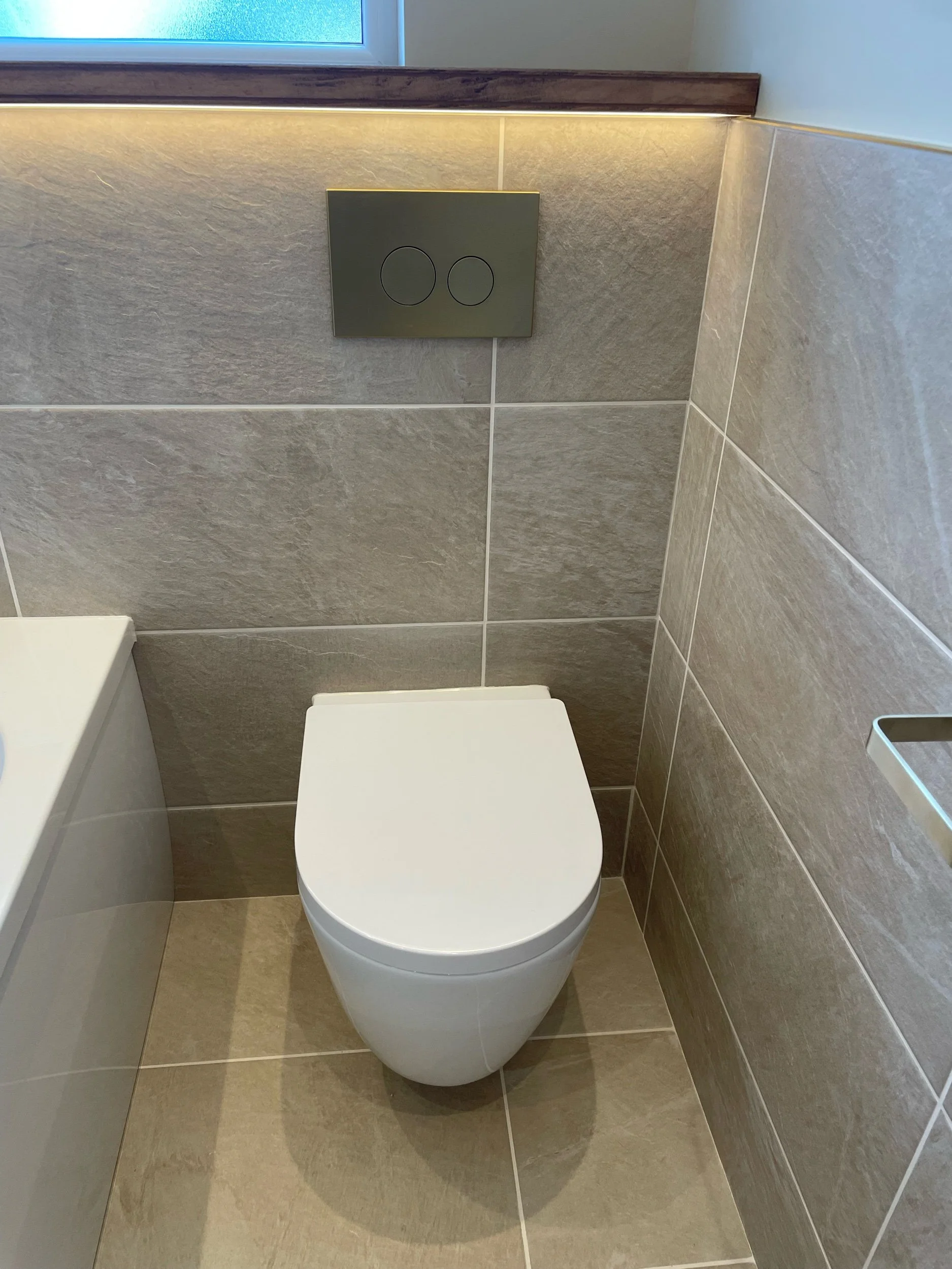 bespoke-bathrooms-clarkston-glasgow.jpeg