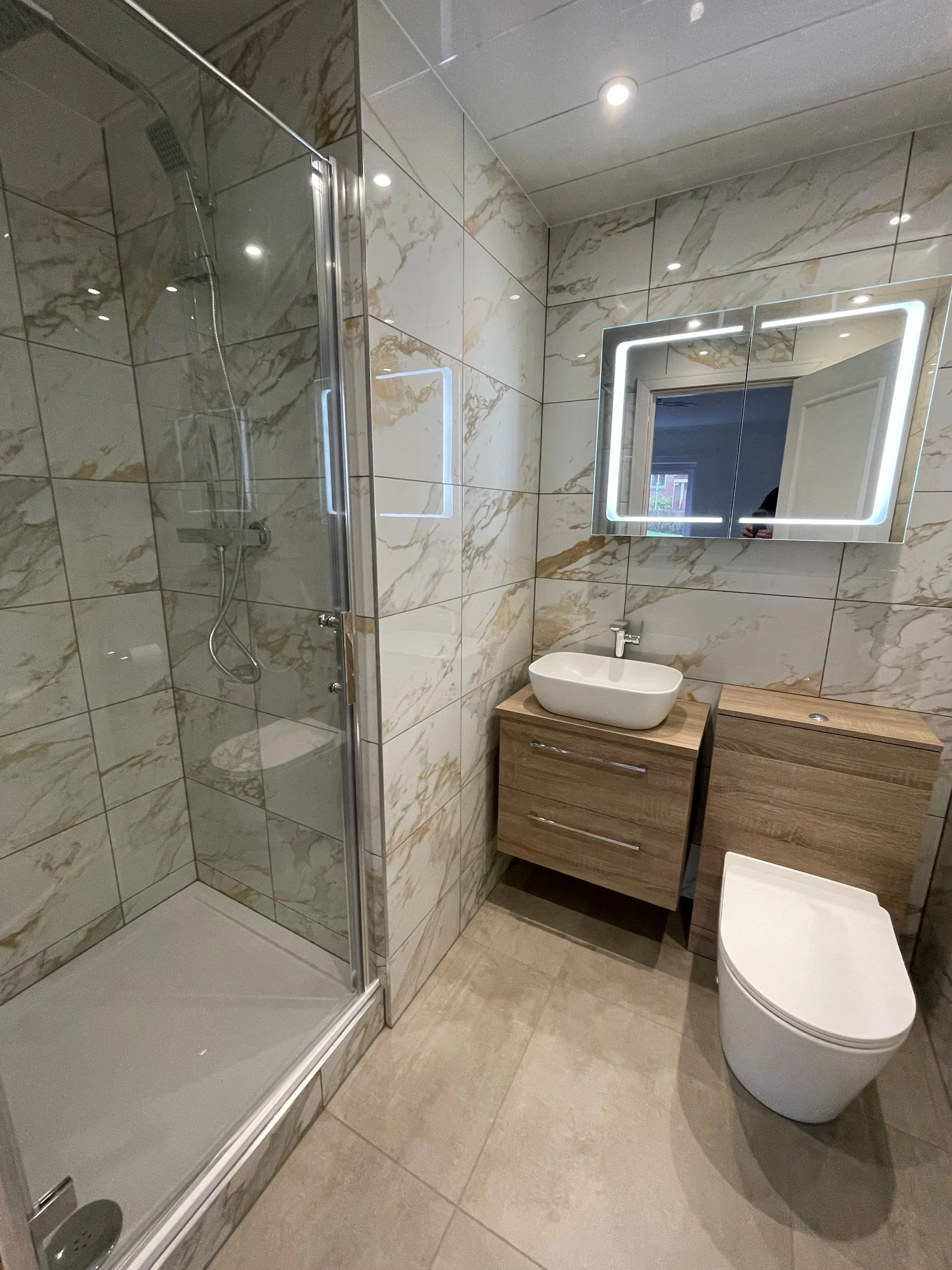 forsyth-bespoke-interiors-bathrooms-netherlee-glasgow.jpeg