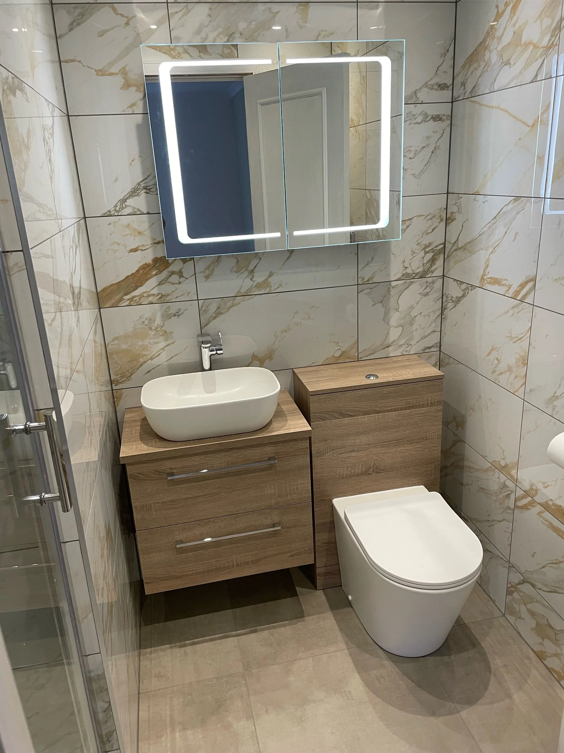 forsyth-bespoke-interiors-bathrooms-netherlee-glasgow.jpeg