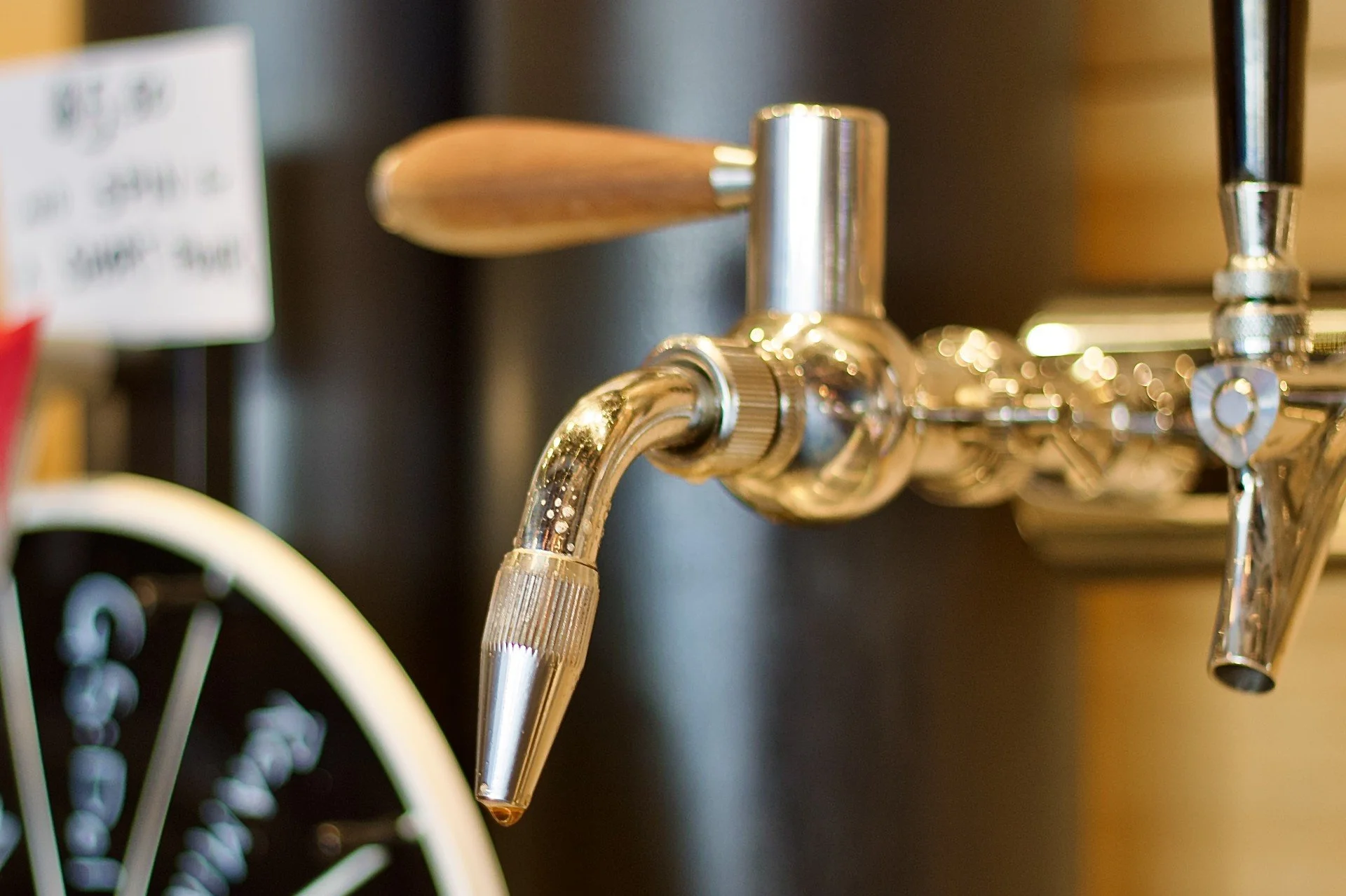 Lukr faucet with a stout nozzle.