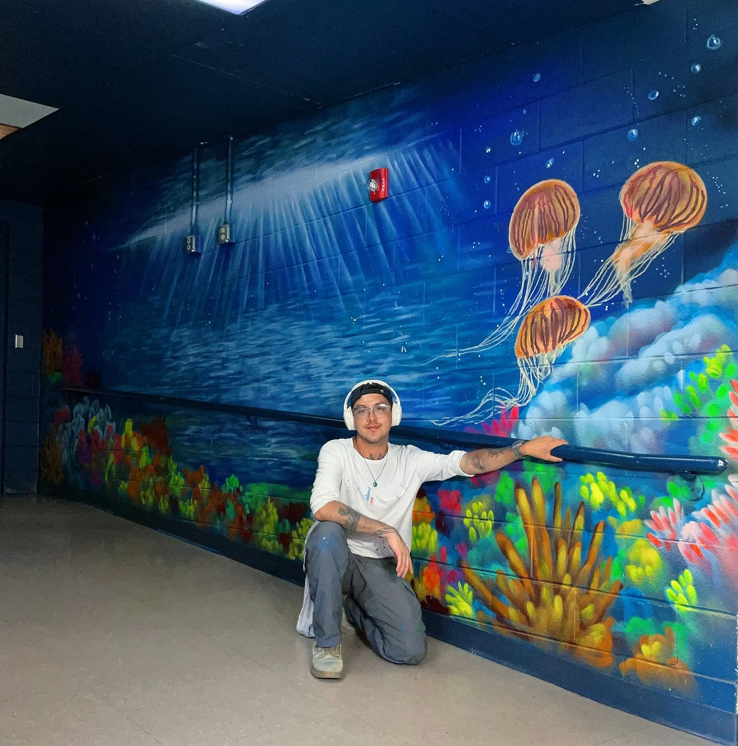 So excited to see the halls of Roper Mountain Science Center get a few new additions to their exhibits 🪼🪸 I&rsquo;m so glad to include a piece of my own in the labs where my most memorable parts of childhood field trips fed my interests in studying