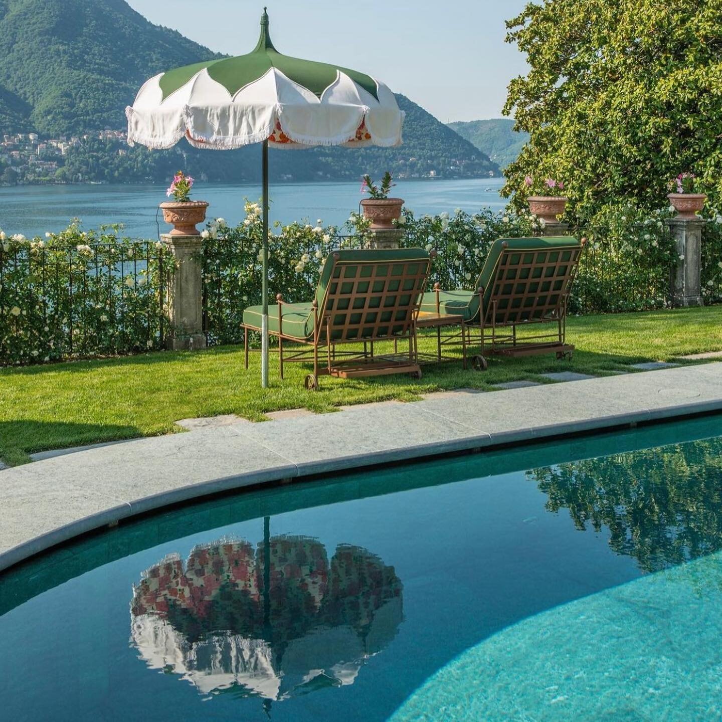 🇮🇹 the stuff that dreams are made of 🇮🇹

Ciao bella to a new lakeside wonder, opening this week on the storied shores of Lake Como. Say hello to the glorious new @passalacqualakecomo #PassalacquaLakeComo, the latest hotel haven created by the bri