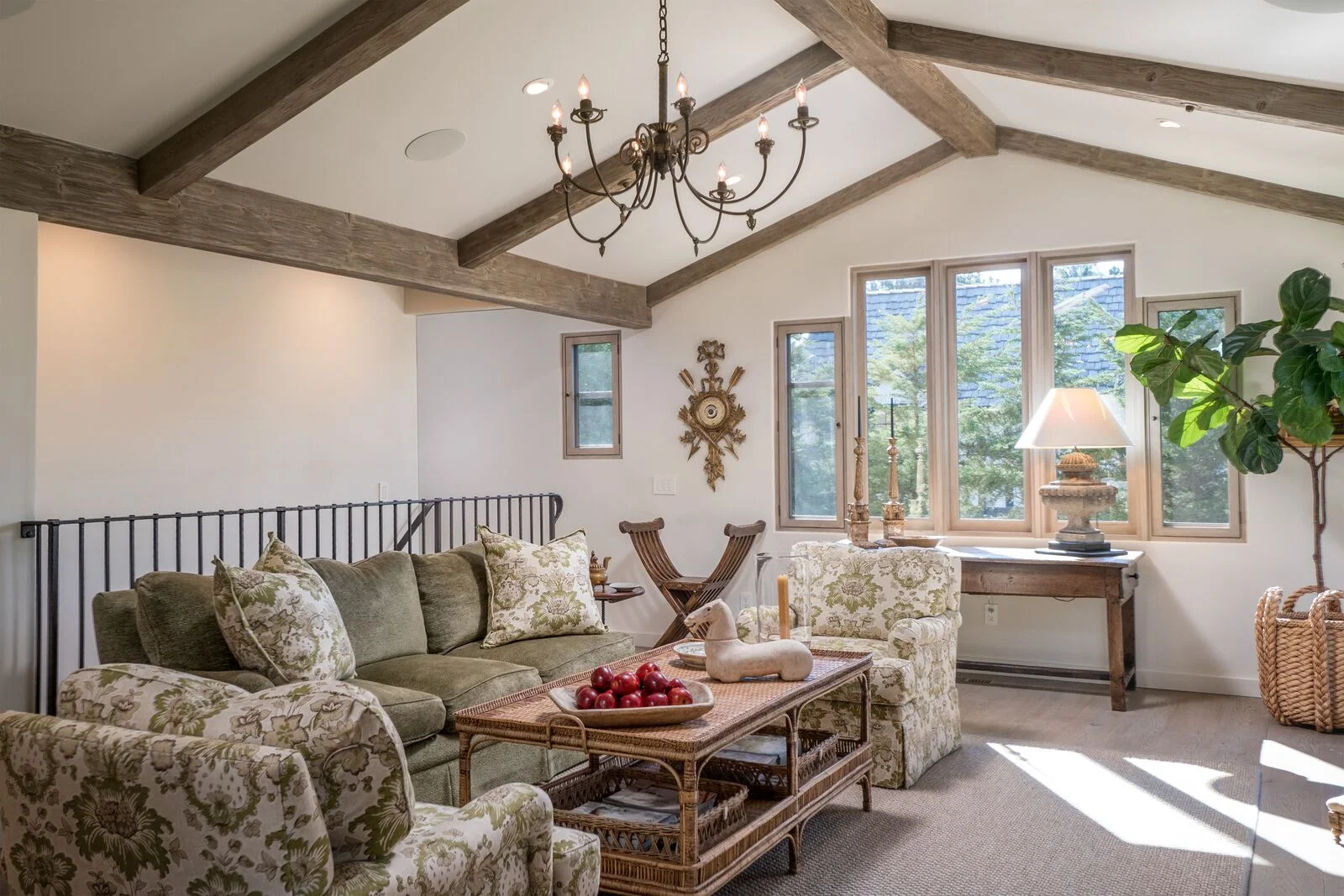 torres sitting room.jpg